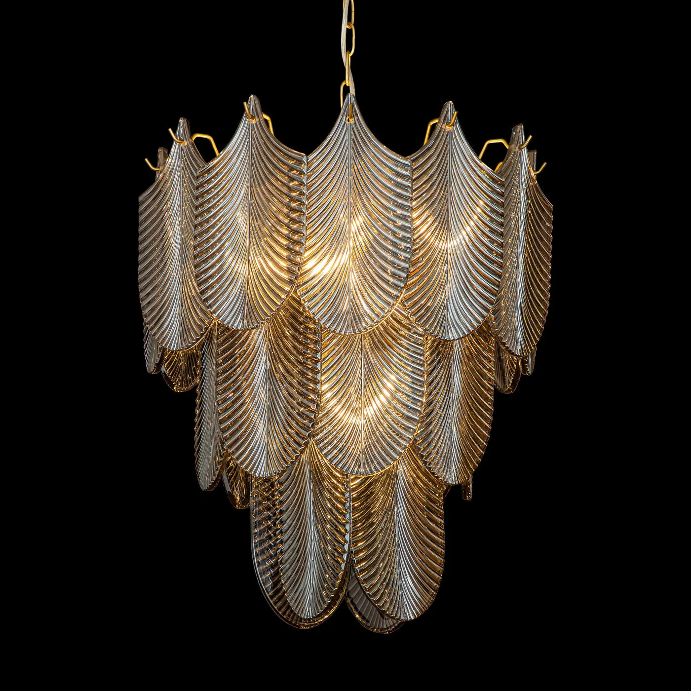 Lustra Mel ar stikla piekariņiem kūpināta stikla lapu veidā, 50 x 150 cm, grafīts, zelts - N1 Home
