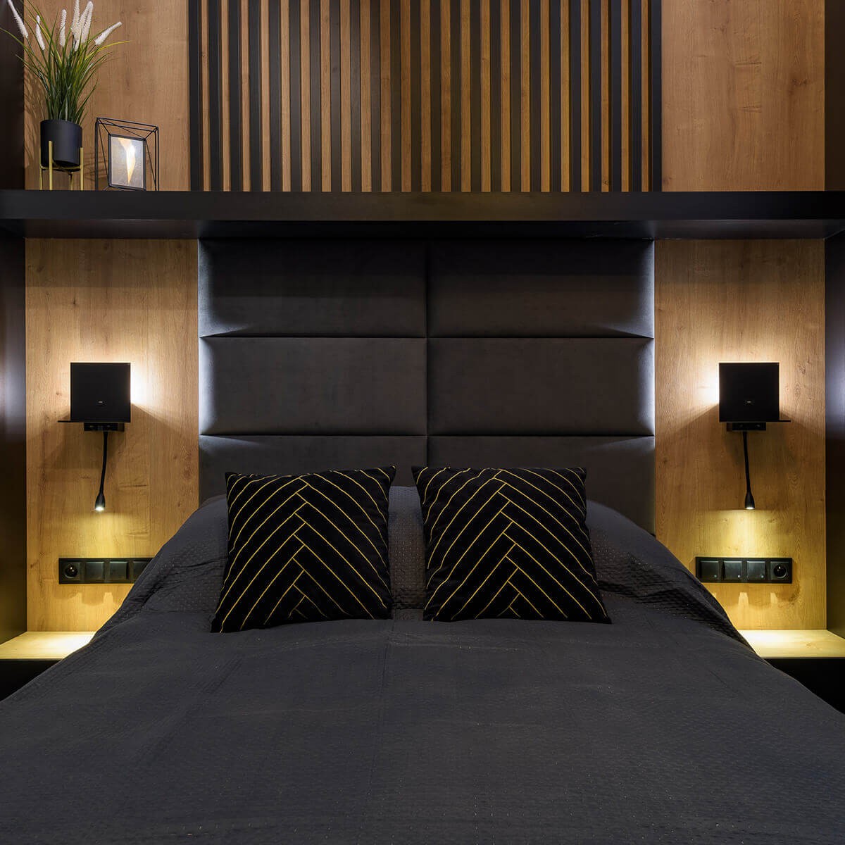 Sienas līstes 300/2750 mm melns paklājiņš - N1 Home