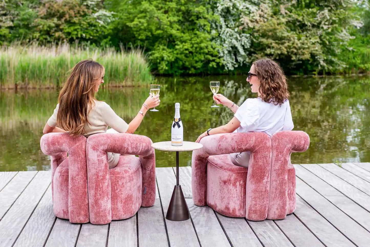 Galdiņš Avalon Richmond Interiors 55/39/39 cm bronza - N1 Home