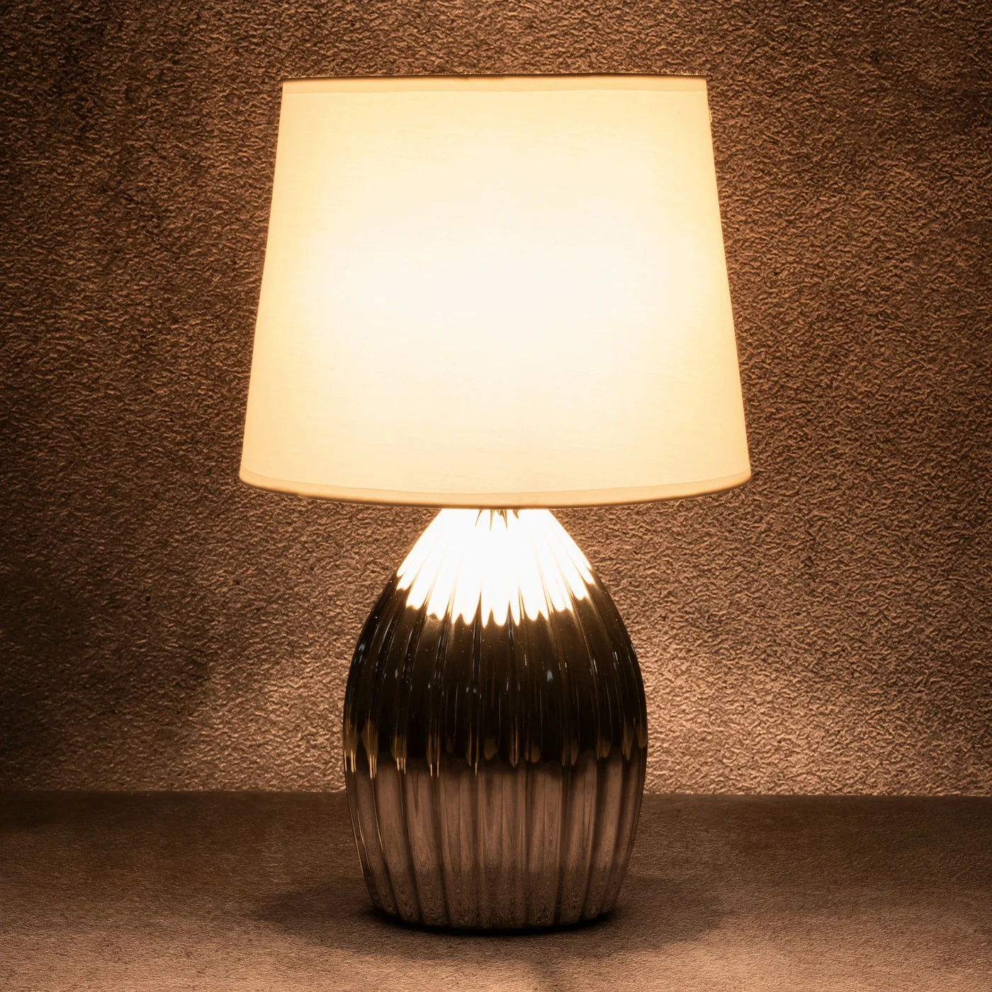 Galda lampa Vens 25 x 41 cm balts/sudrabs - N1 Home