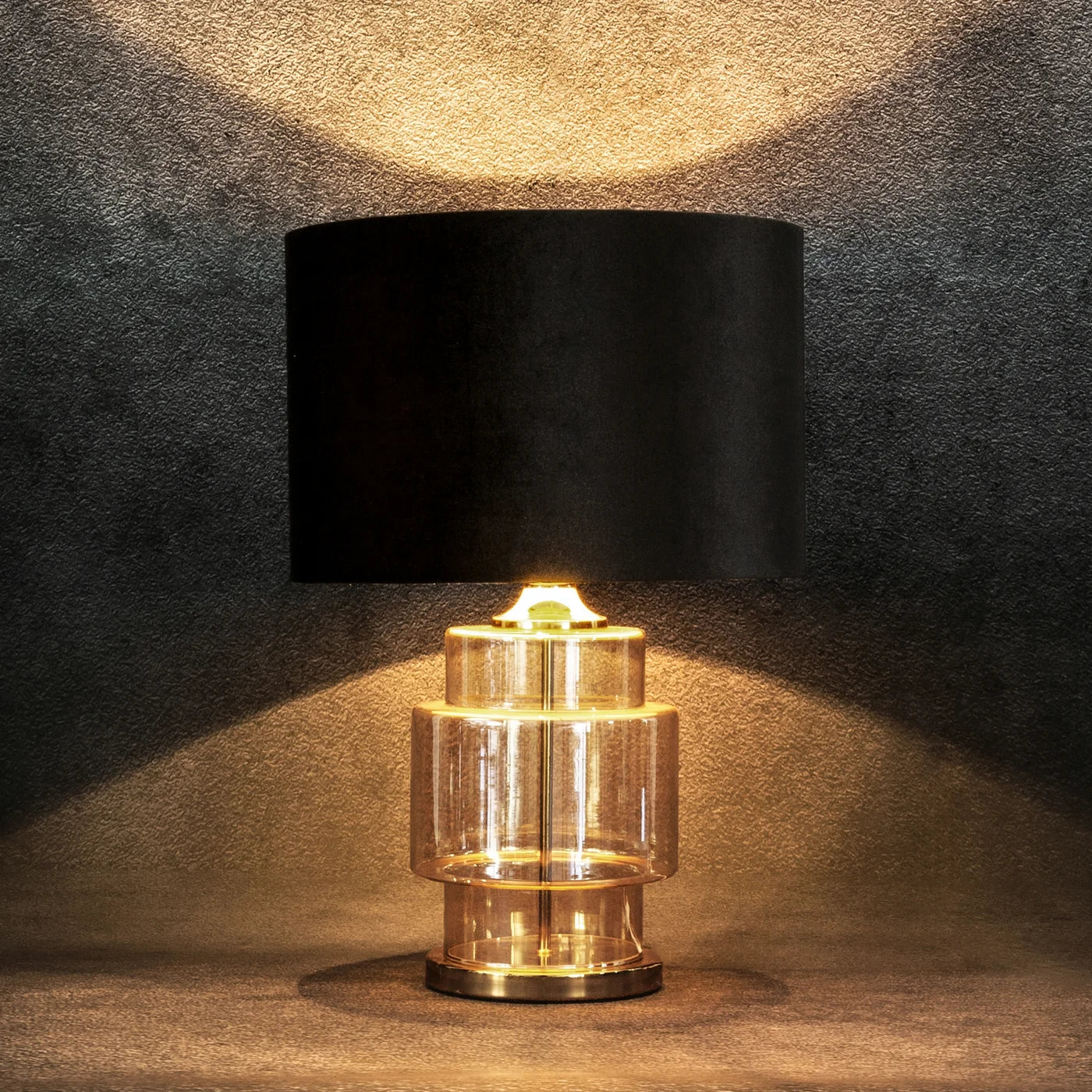 Galda lampa Yan 38/57 cm melns/zelts - N1 Home