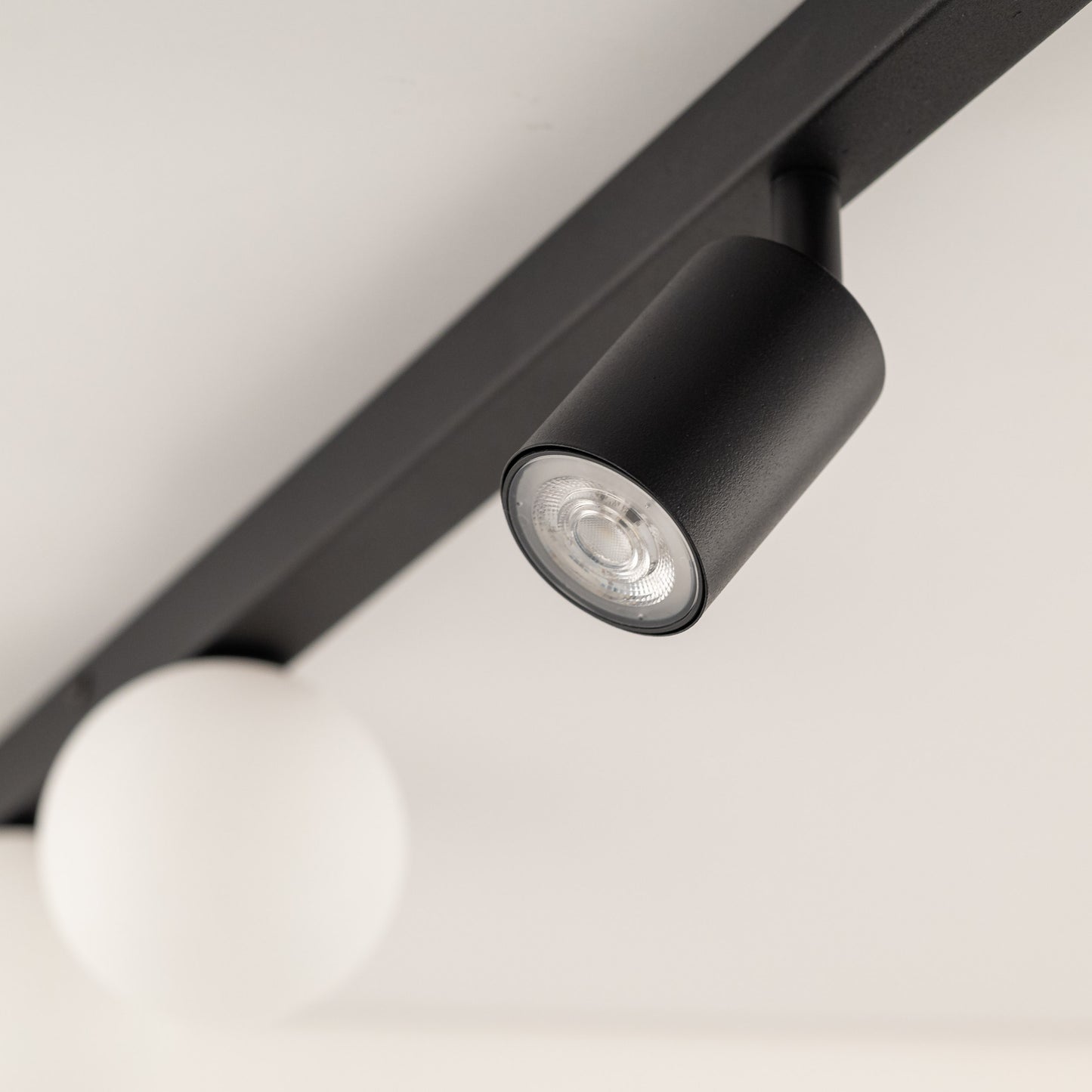 0bf454a89599bb57476cf661008c14ec