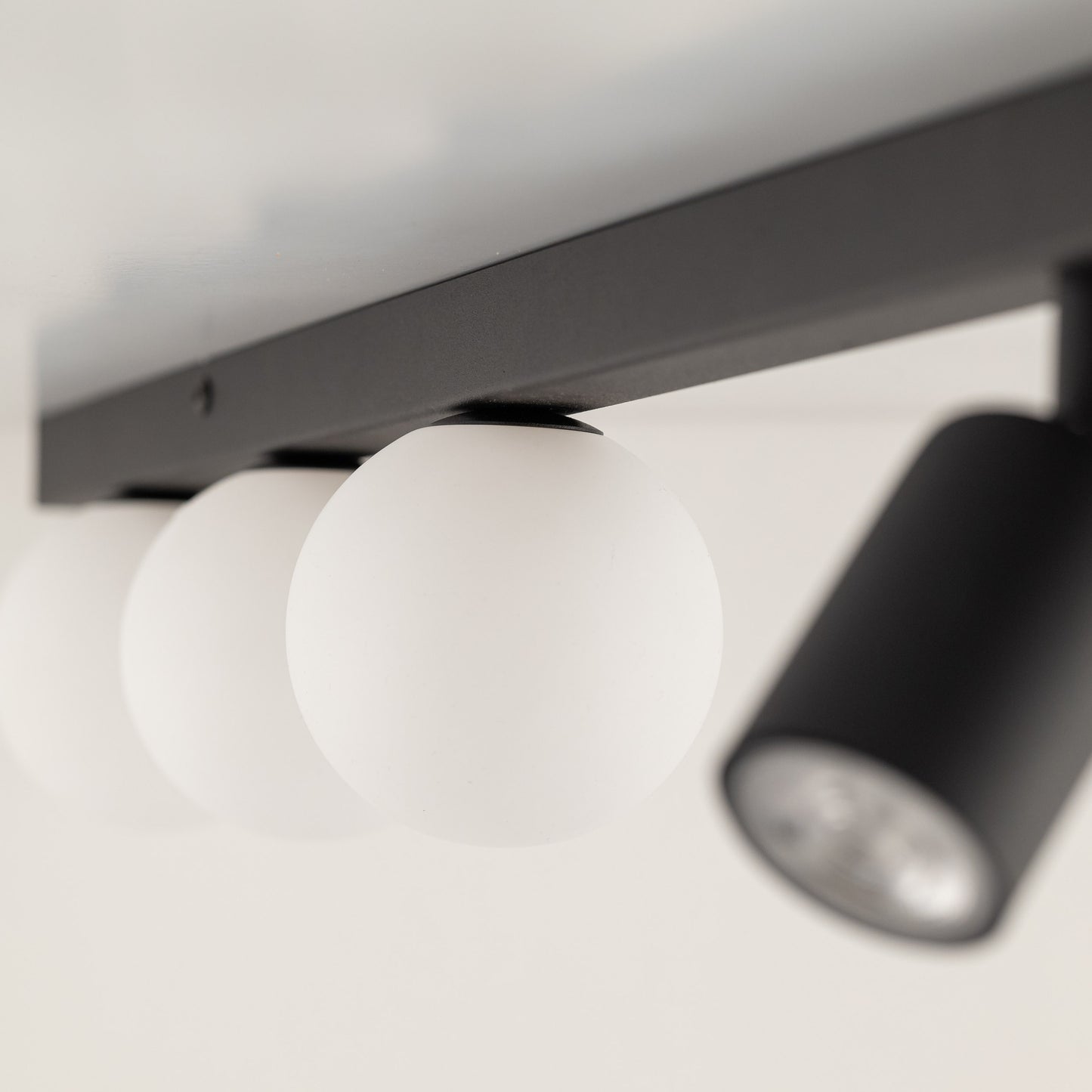 b954434f49ad5ea51c478140966a9251