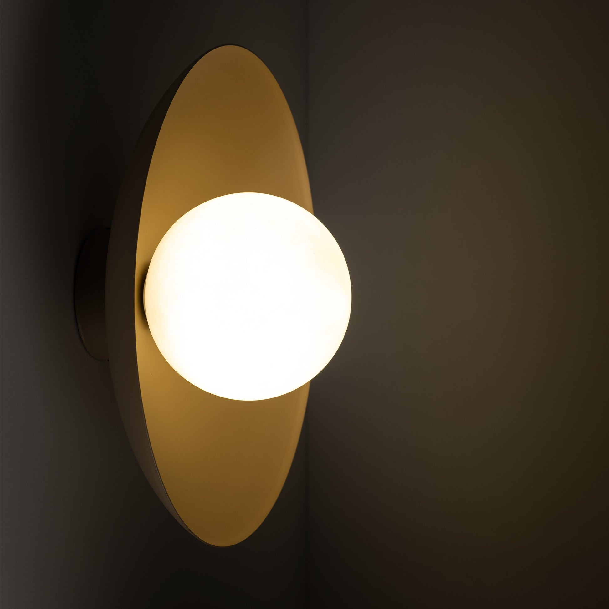 Sienas lampa Slate 280 × 280 × 160 mm sabia - N1 Home