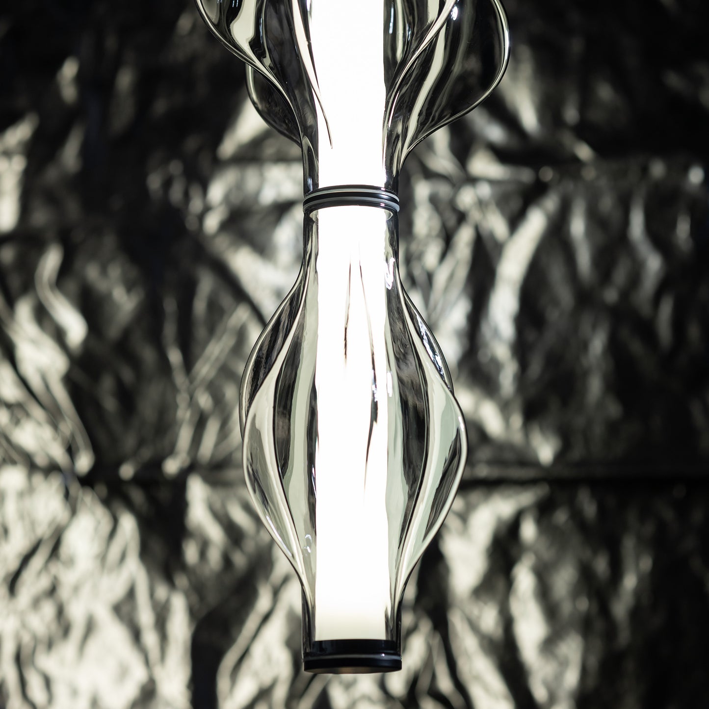 LED piekaramā lampa Elvis 22W 18/18/210 cm melns - N1 Home