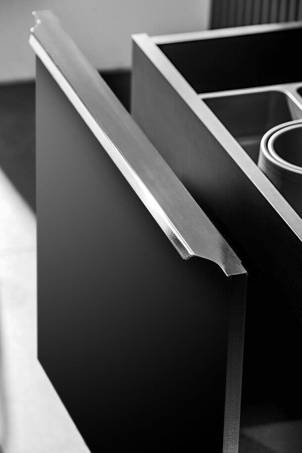 Vannas istaba izlietnes skapīs Sant 60; 80/46/45.6 cm melns - N1 Home