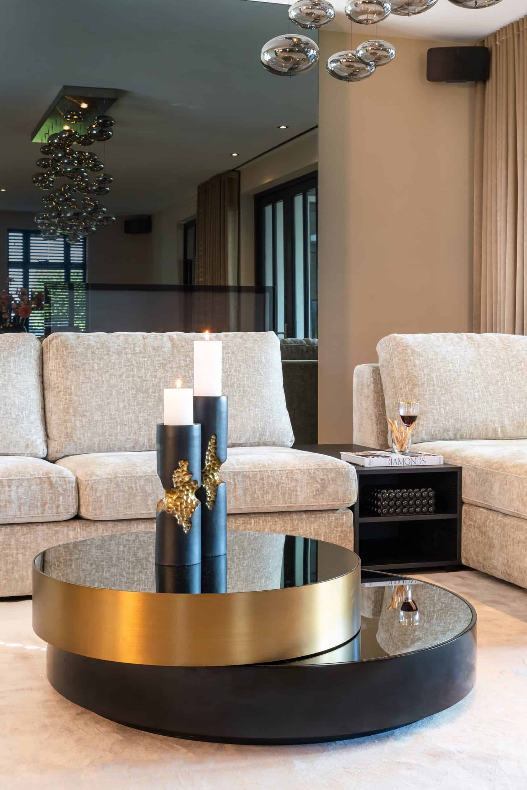 Kafijas galds Alexander Jones  Richmond Interiors 112/35/112 cm melns/zelts (Slice) - N1 Home