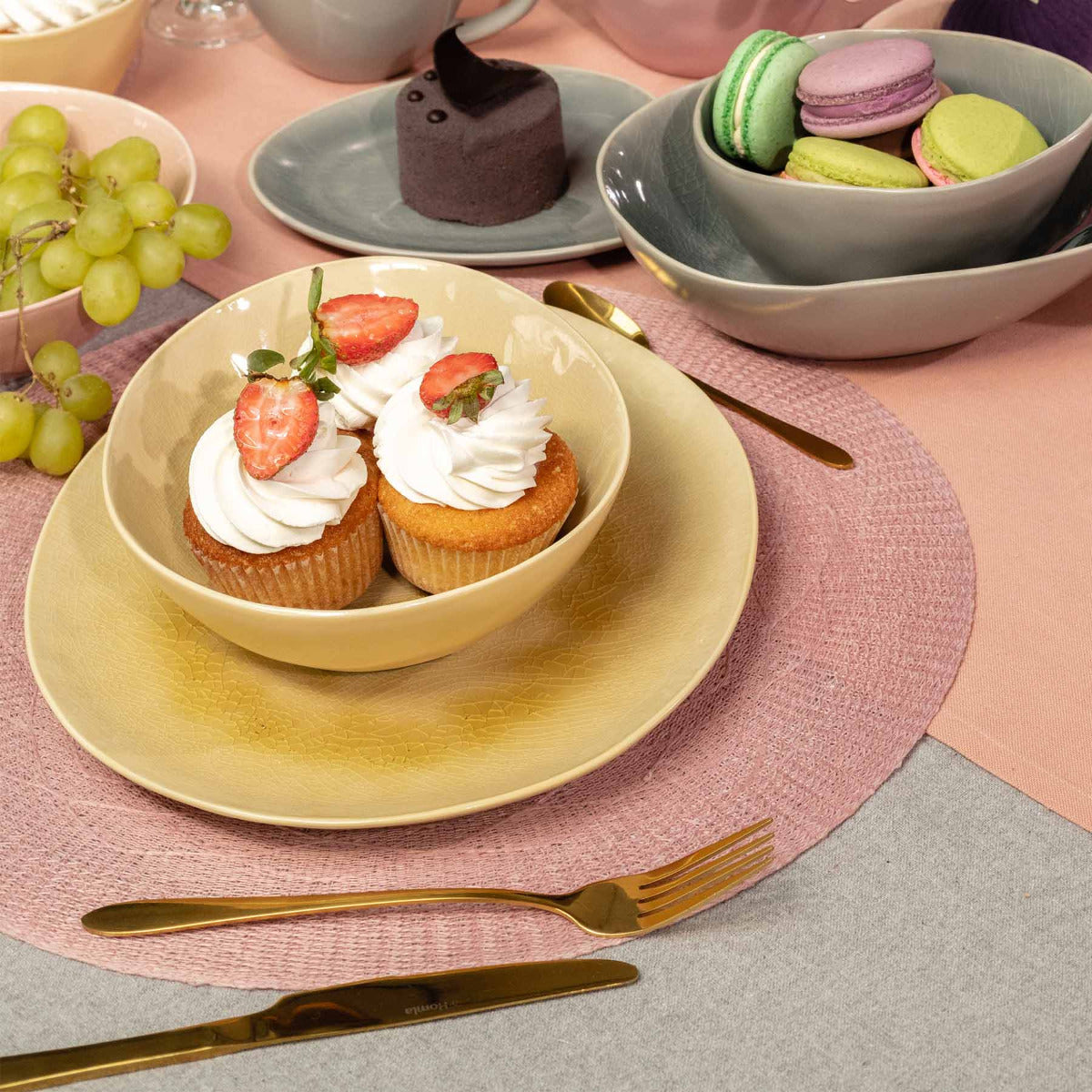 8806dfafd1a693766217b54683c6ddf1