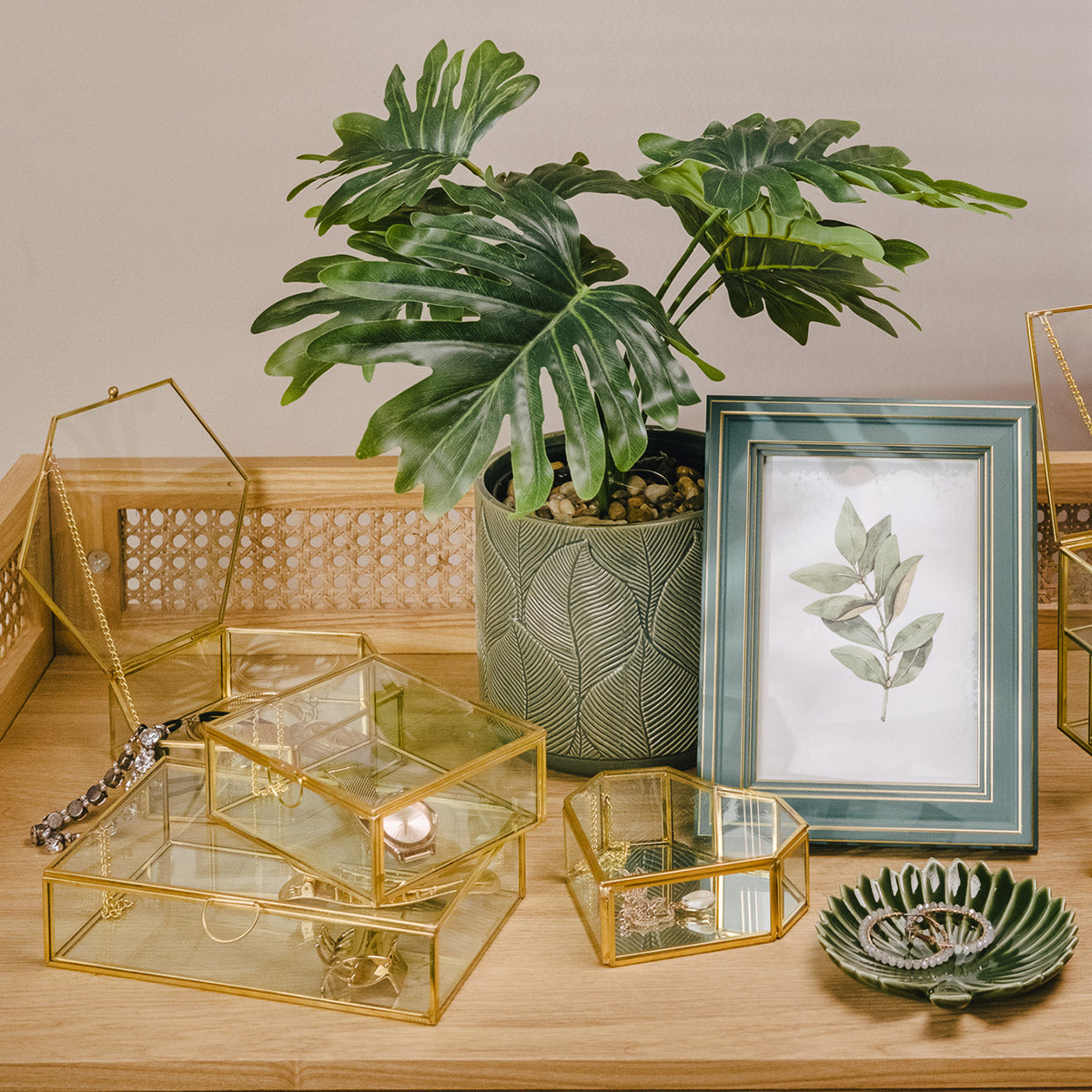 11b1edb971cc48f951139c4ae00b7865