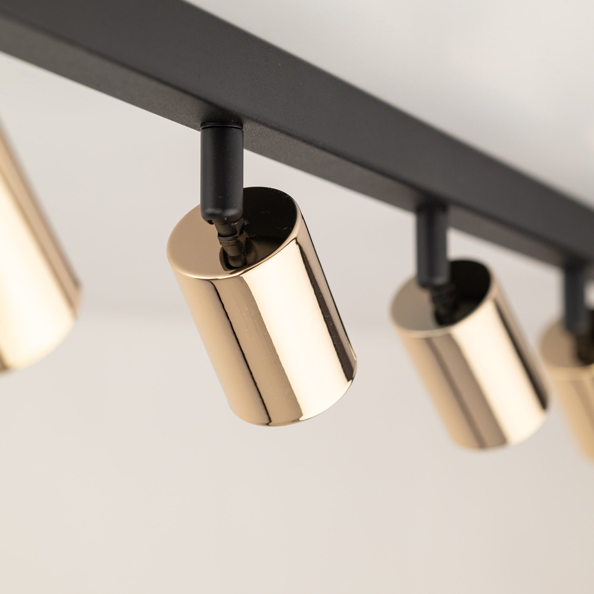 5a1795d0fdc3cef2a9cc3aea26c64fb4