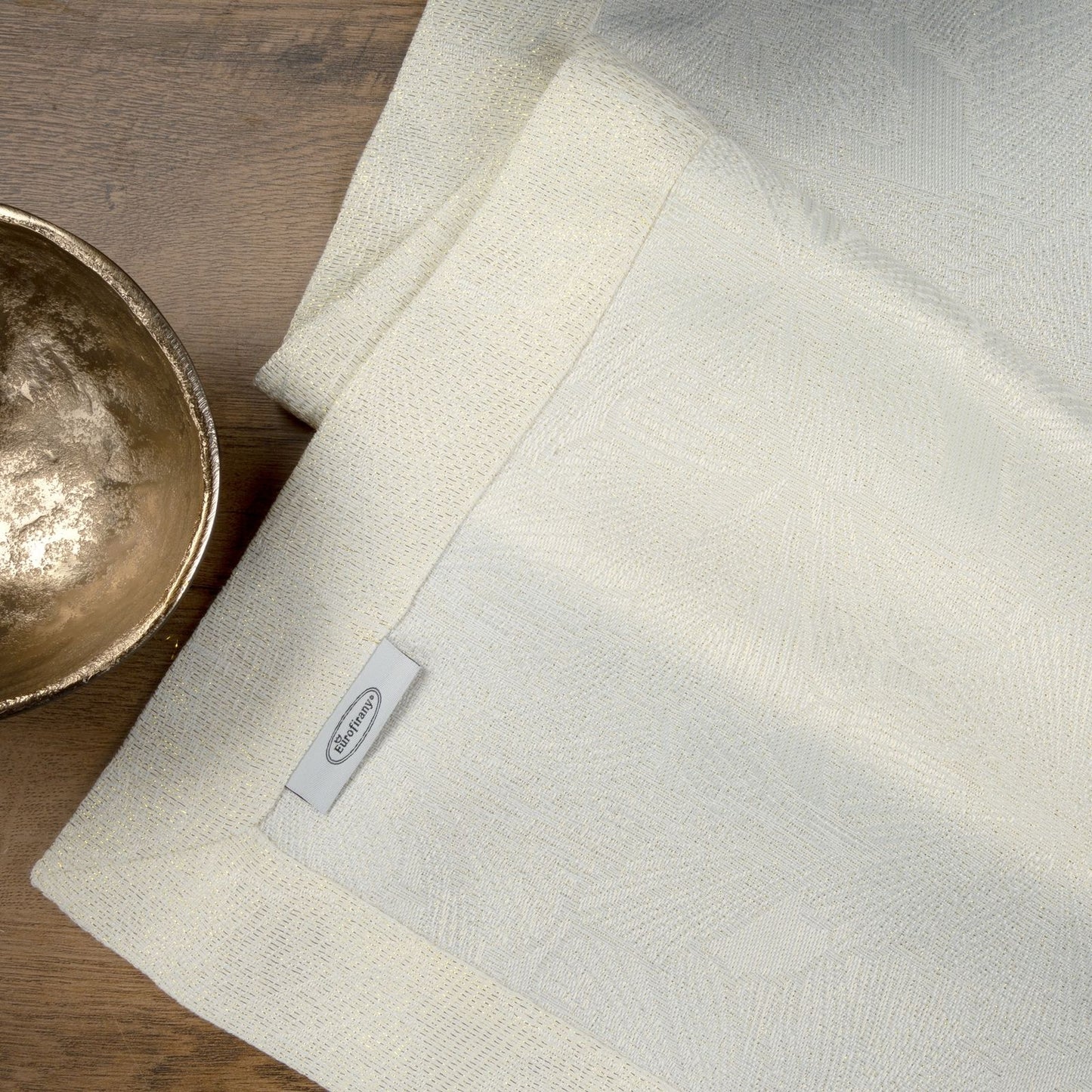 5463162876e9e169422e3678382d4538