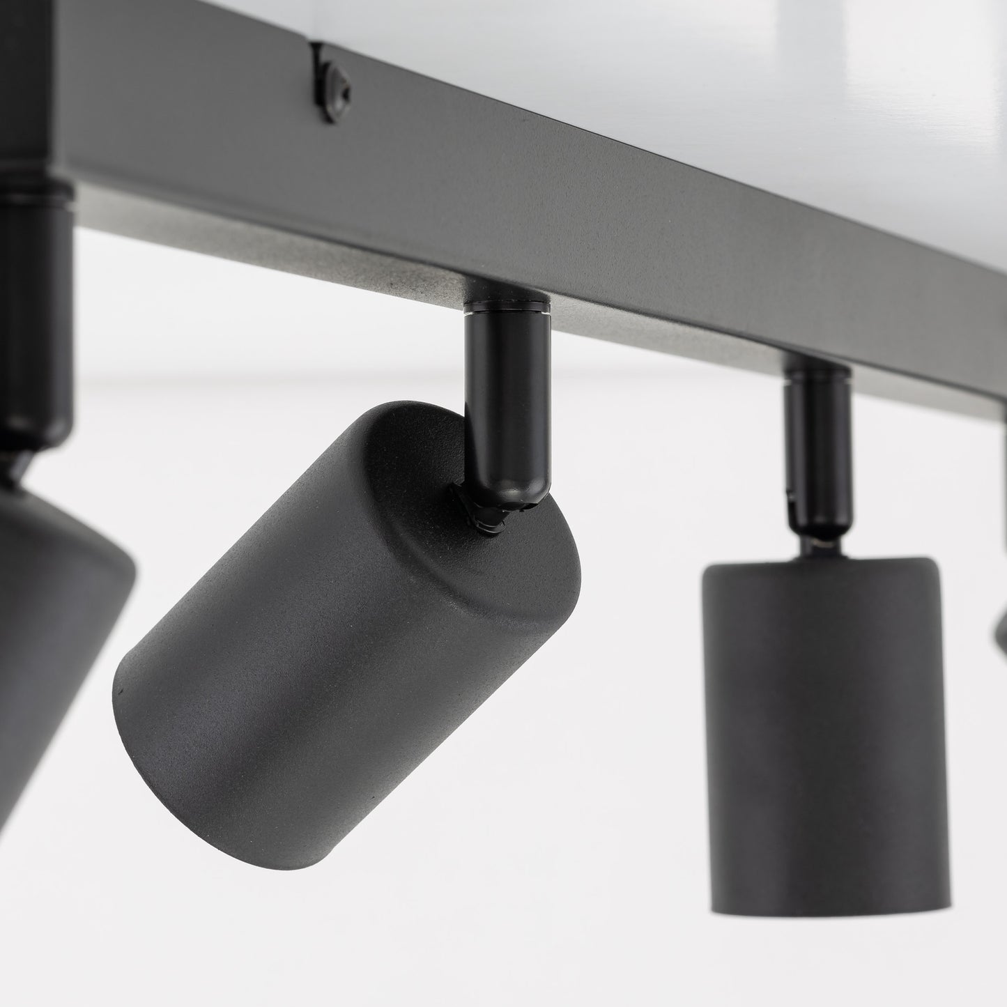 22e18b3a6568c2dfa4d6478e98c09e30