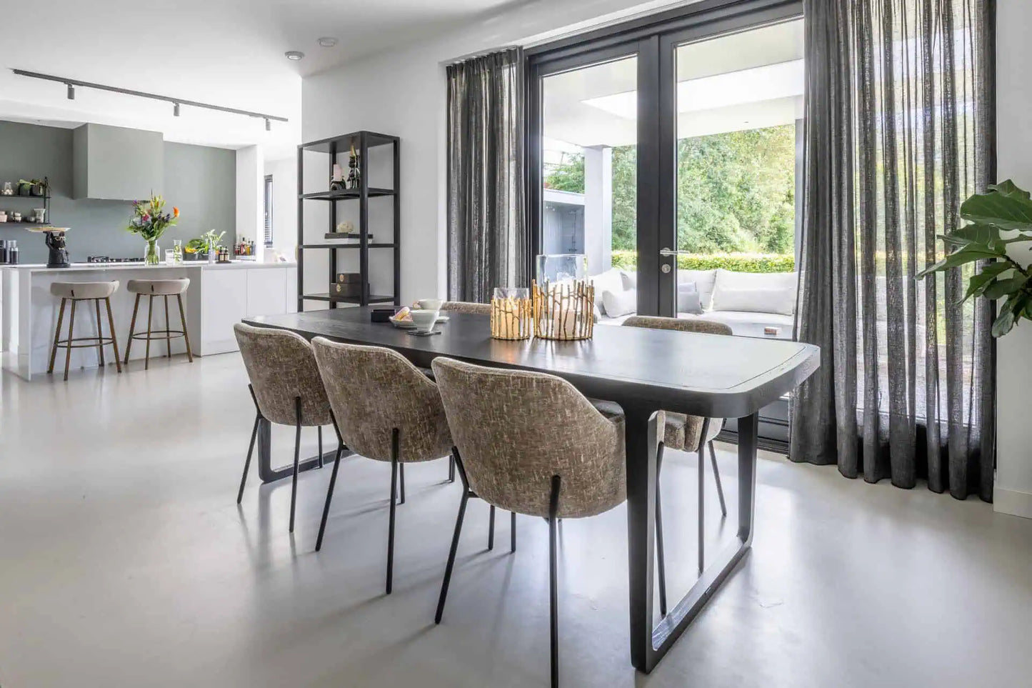 Svečturis Loretta gold large Richmond Interiors 31,5/22/22 cm zelts - N1 Home