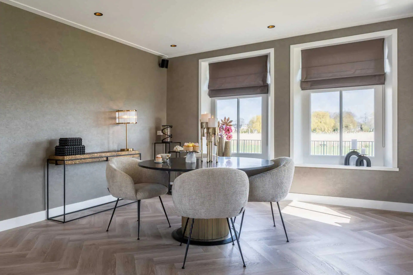 Galds Ironville gold Richmond Interiors 76/14 cm zelts/melns marmors - N1 Home