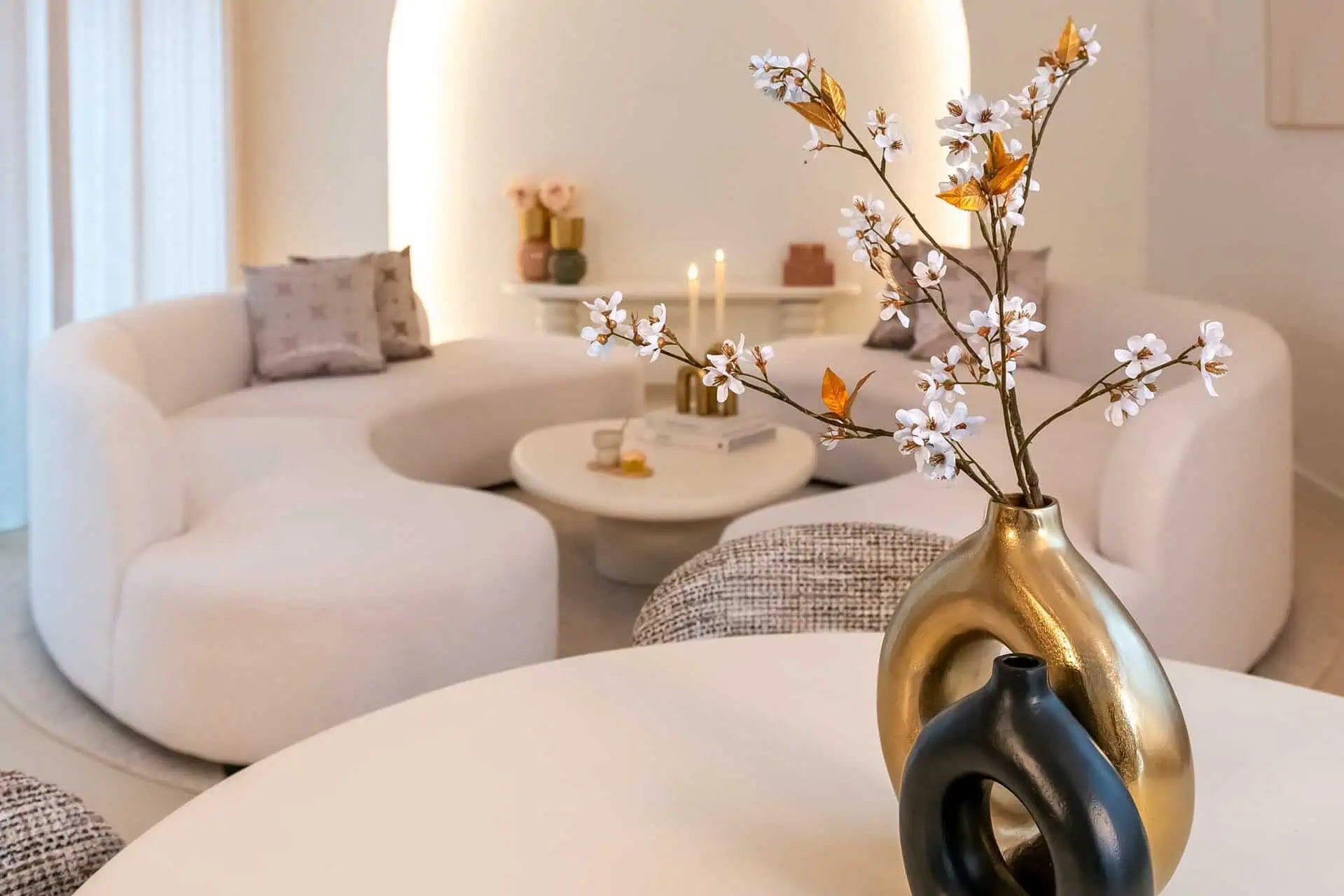 Vāze Richmond Interiors Felice 29/27/10 cm zelts - N1 Home