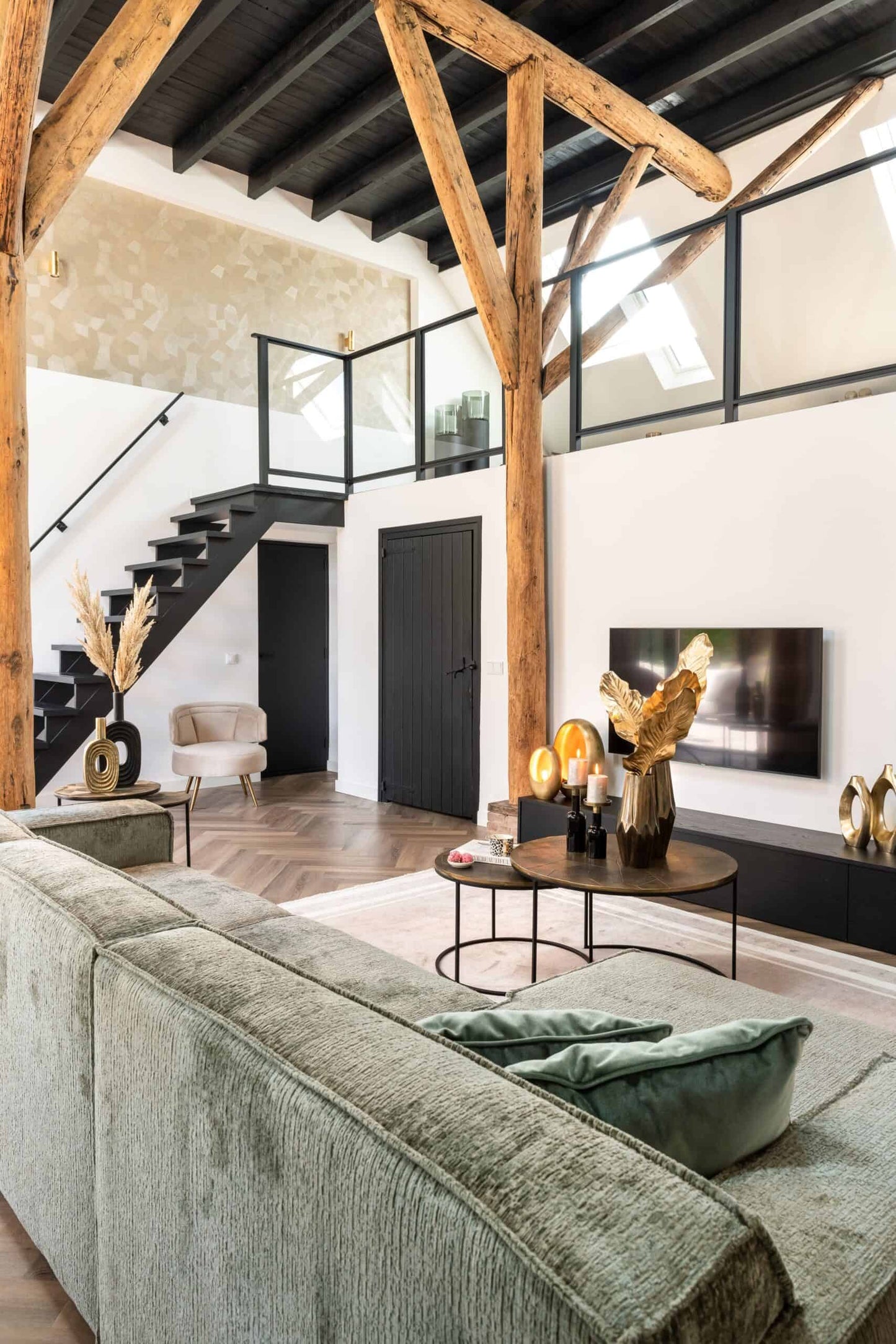 Kafijas galds Tulum (Set of 2) Richmond Interiors 80/46/80 cm brushed gold - N1 Home