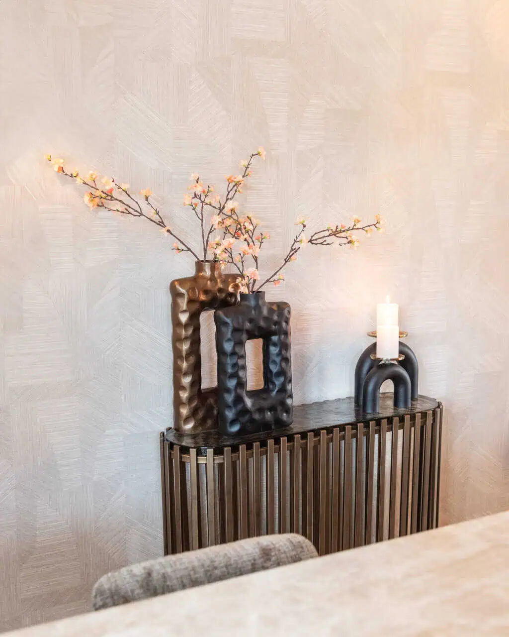 Svečturis Livi black/gold large Richmond Interiors - N1 Home