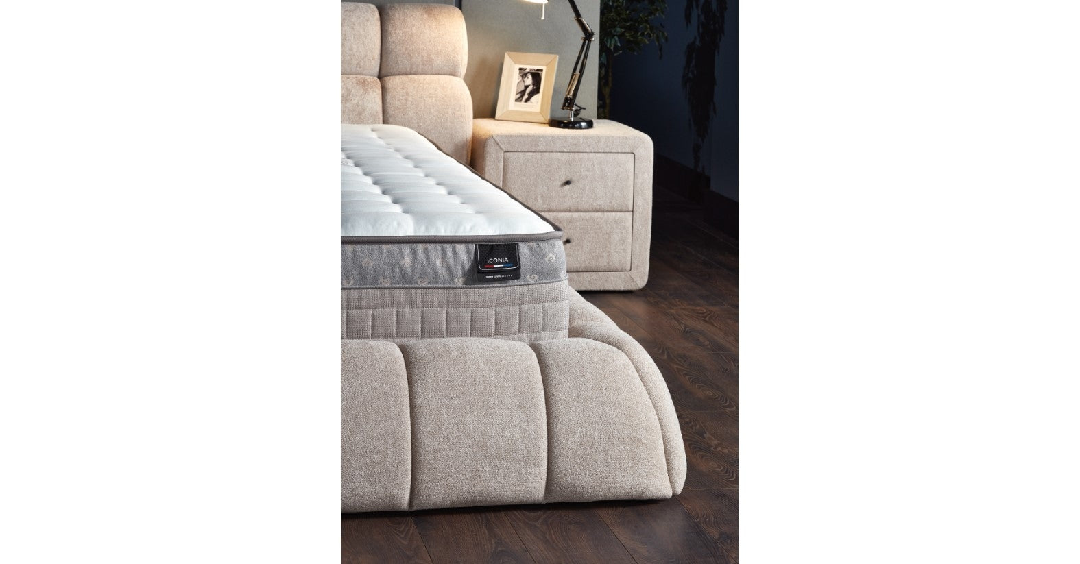 Gulta Ici 180/200 cm bēšs - N1 Home