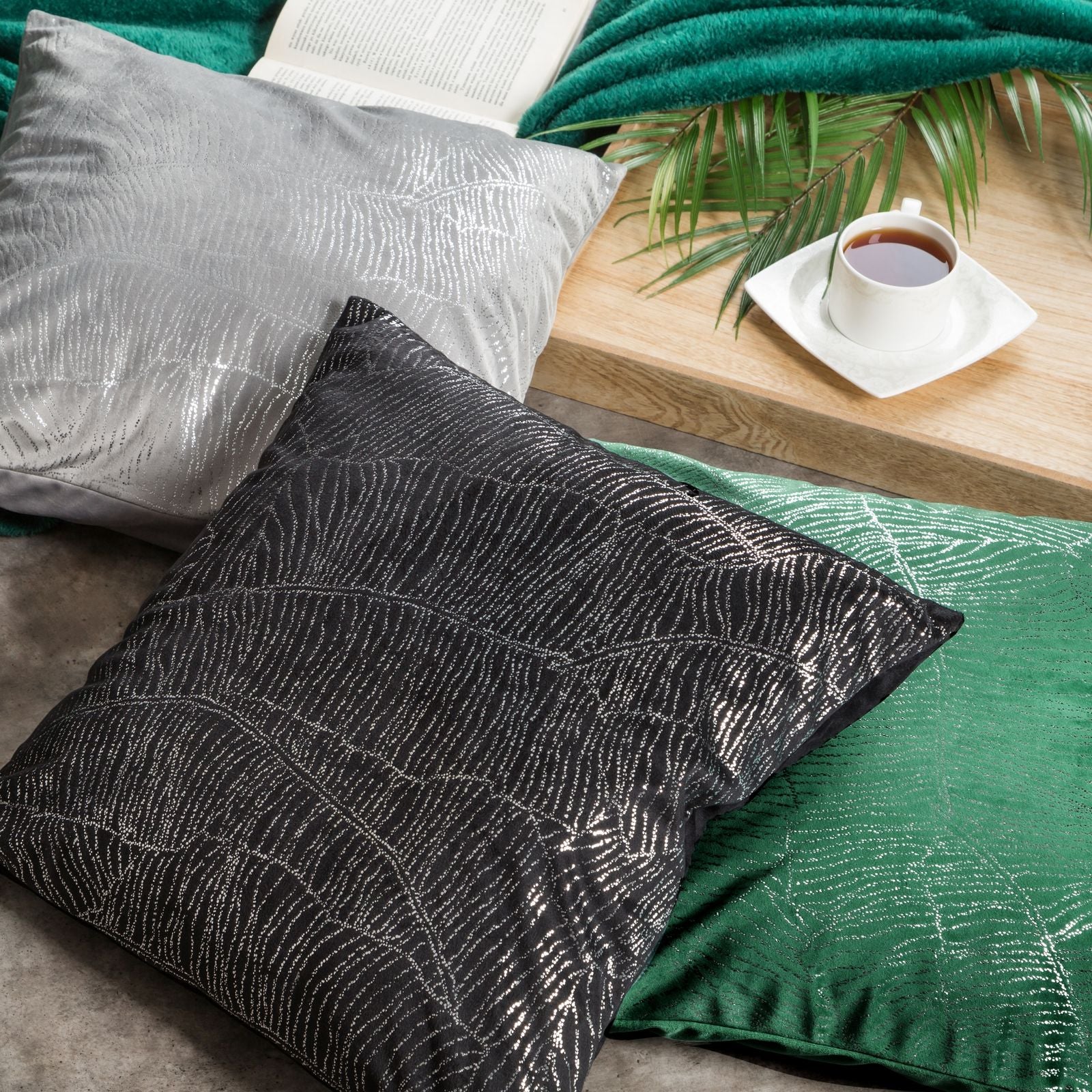 4e96f1033d1cf7254fcb24fa66bfffd7