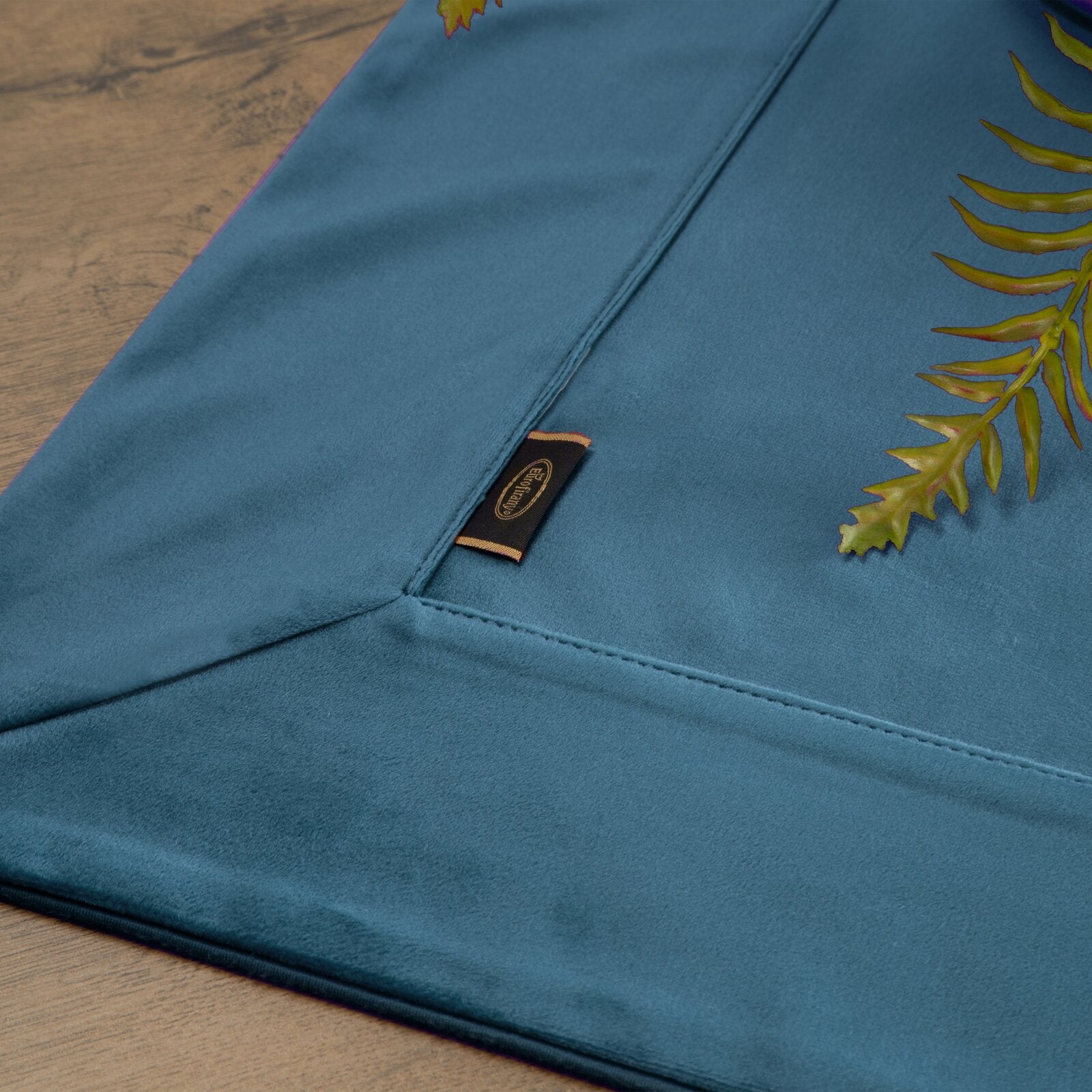 762b39bf0846f6bbb988cfca09605fc2