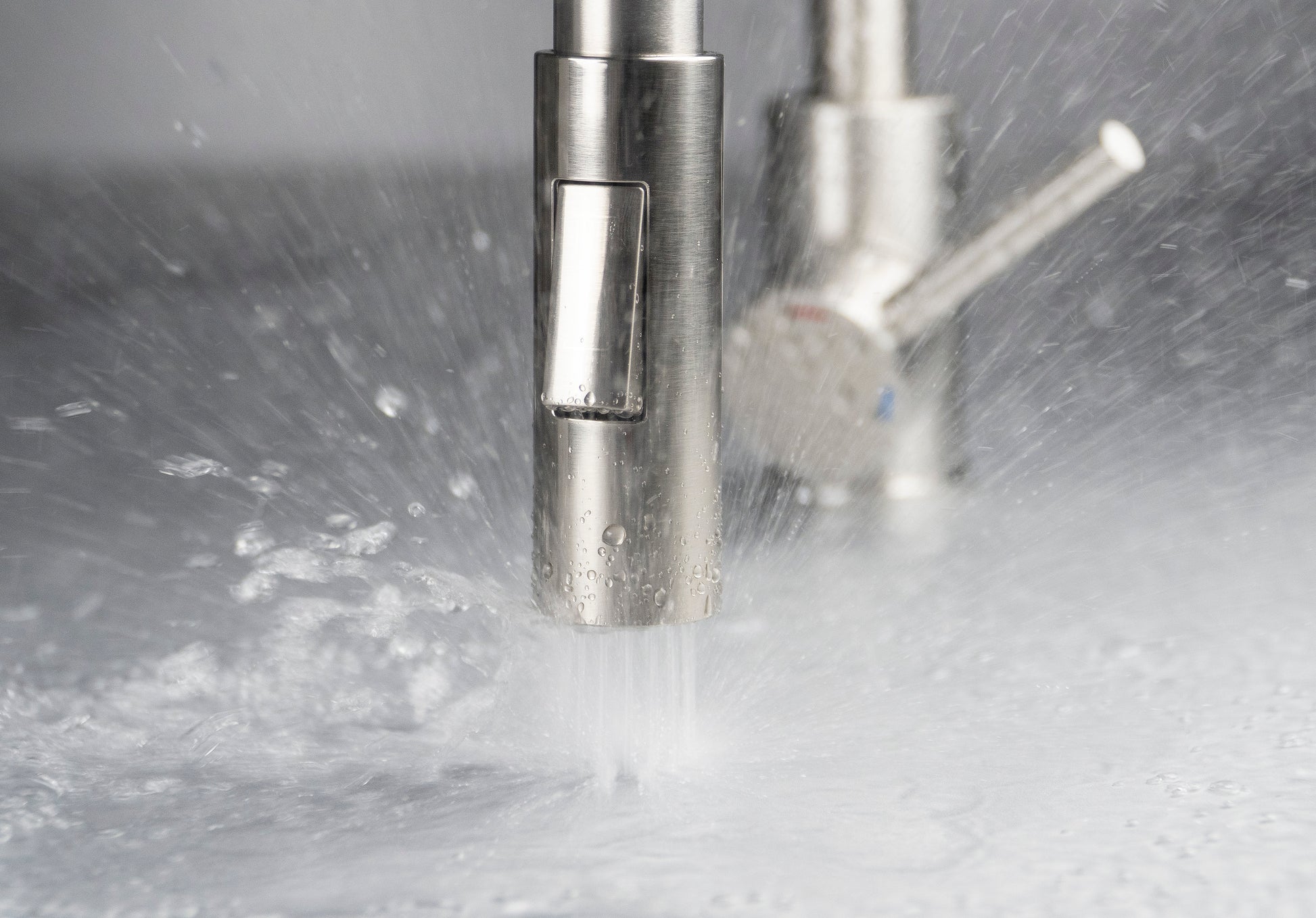 Virtuves maisītājs ar elastīgu snīpi - 2 veidu sprauslas Luno 400 mm tērauds/balts - N1 Home