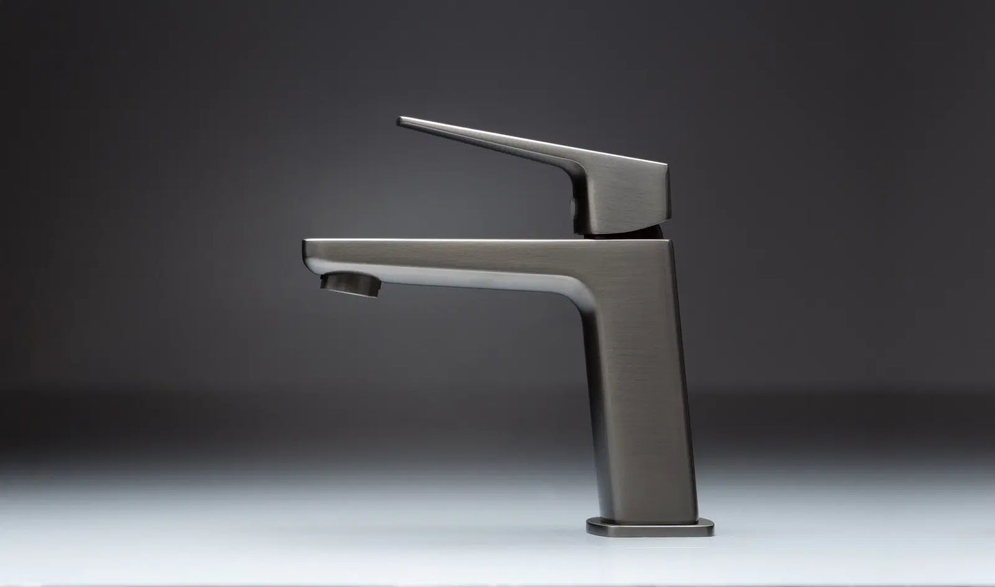 Izlietnes maisītājs Blu 15 cm titāns - N1 Home