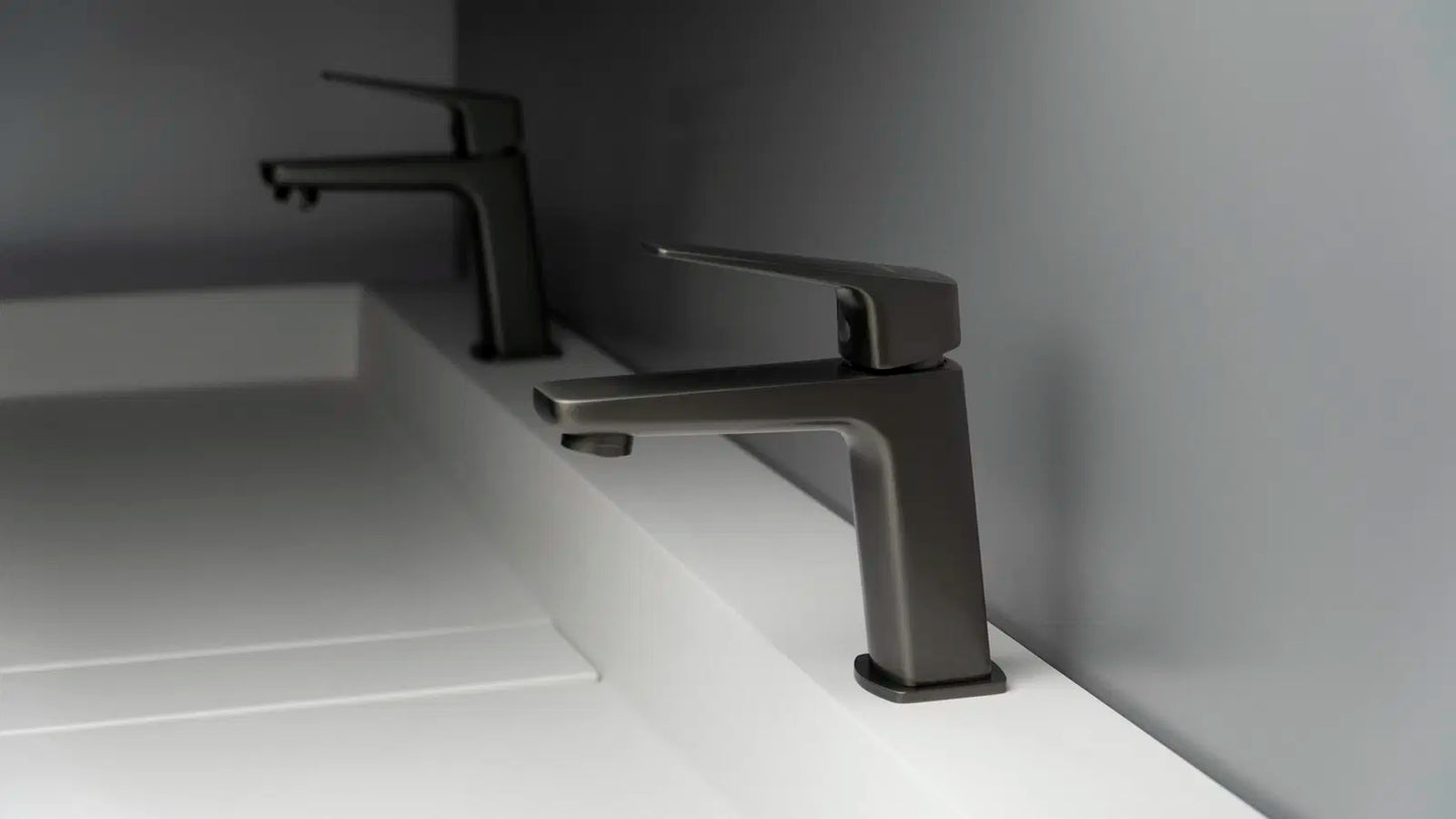 Izlietnes maisītājs Blu 15 cm titāns - N1 Home