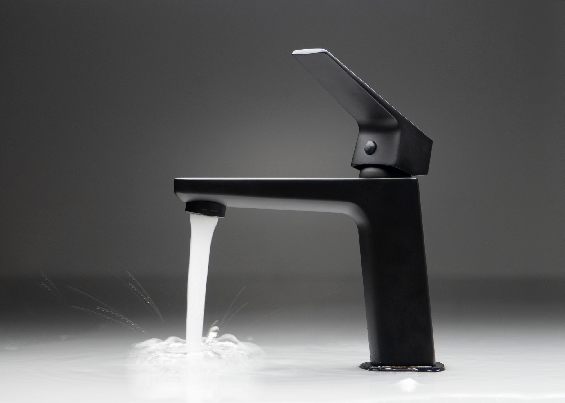 Izlietnes maisītājs BLUR 15 cm, nero - N1 Home