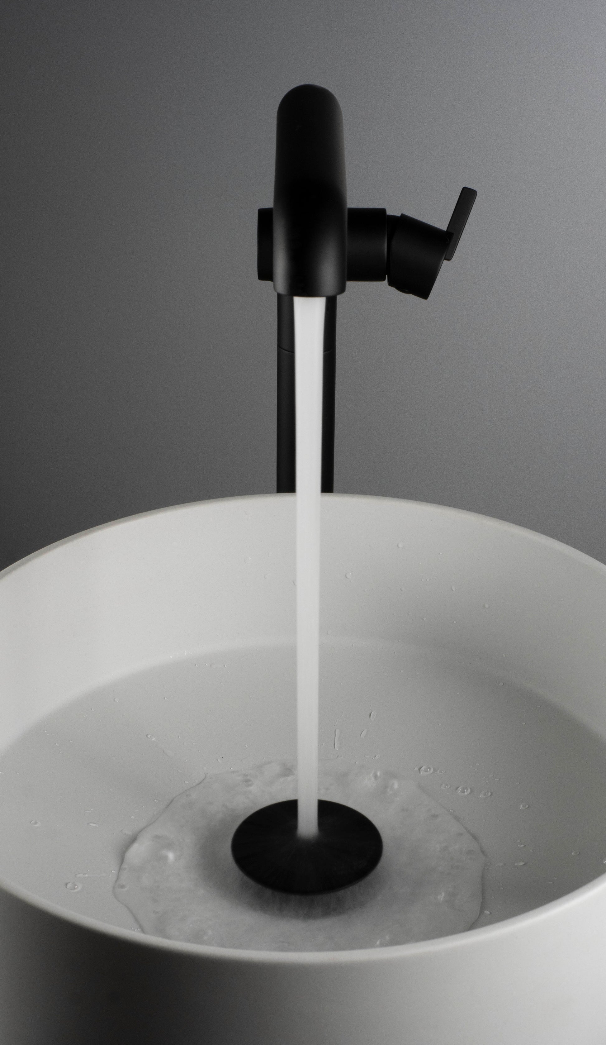 Izlietnes maisītājs, brīvi stāvošs Silia 1090 mm nero - N1 Home