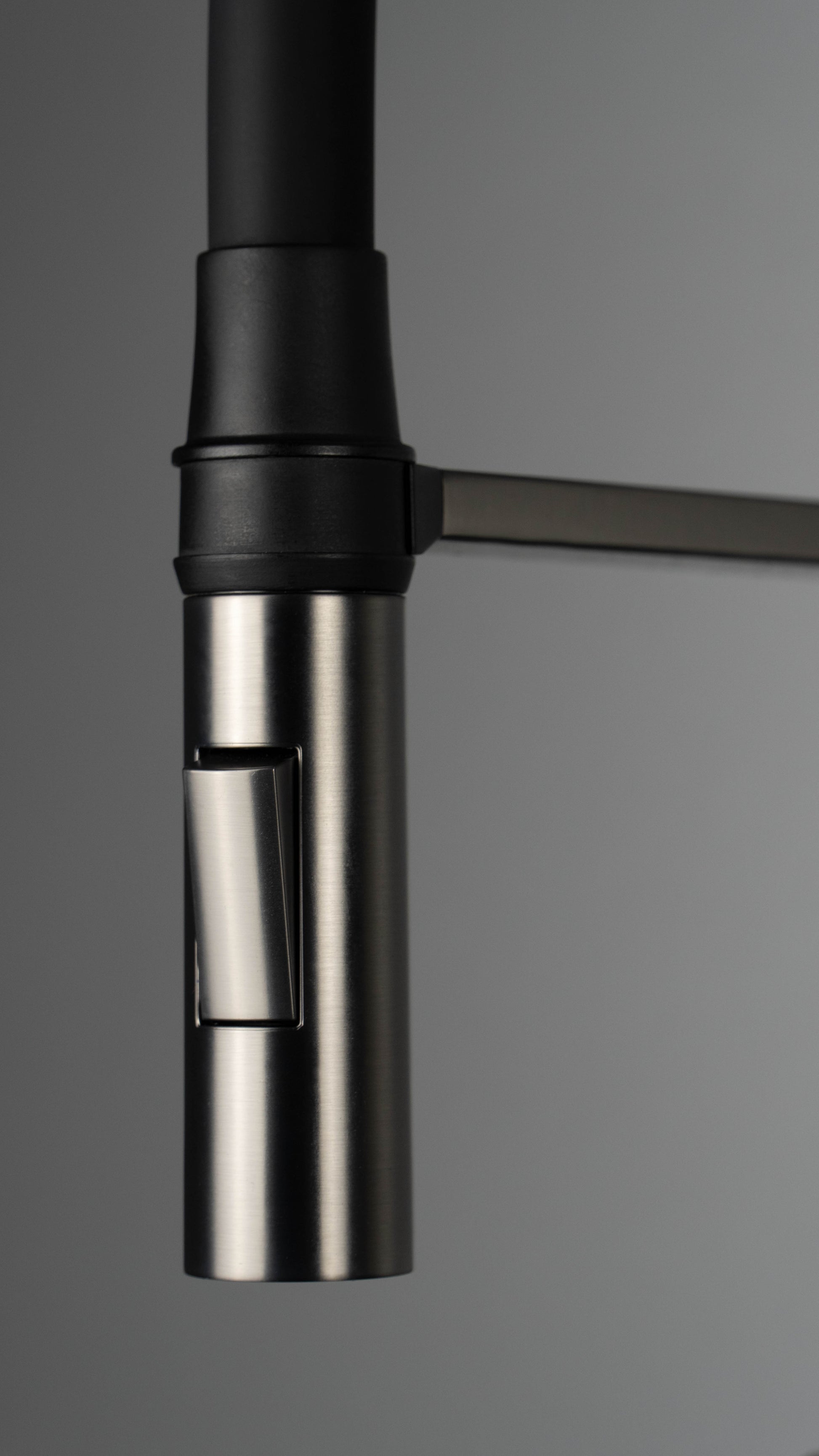 Virtuves jaucējkrāns ar elastīgu izteku - 2 veidu strūklas Magnetic 533 mm hroms - N1 Home