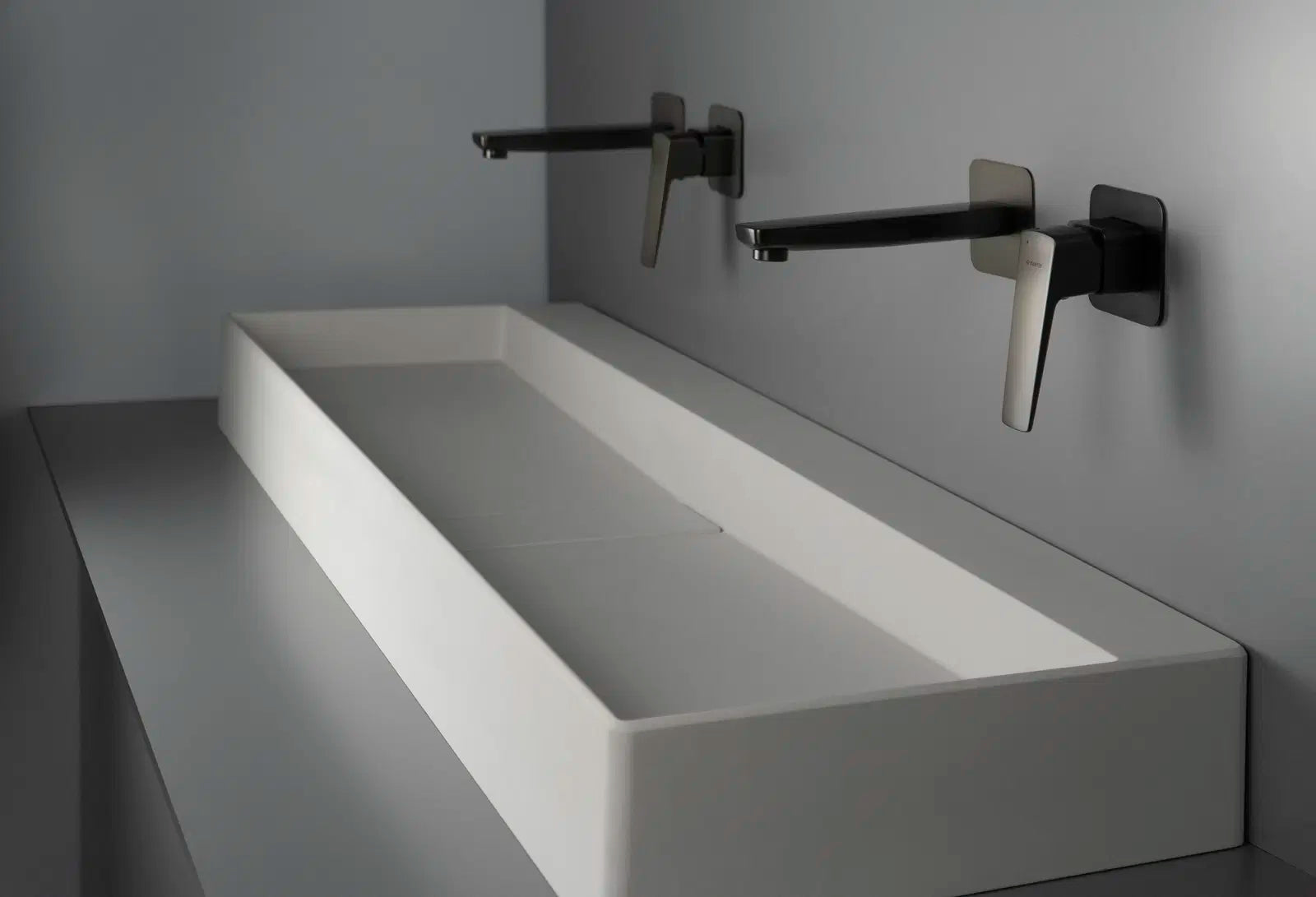 Mikseris izlietnei Blu, slēpta montāža, 20 cm, titāns - N1 Home