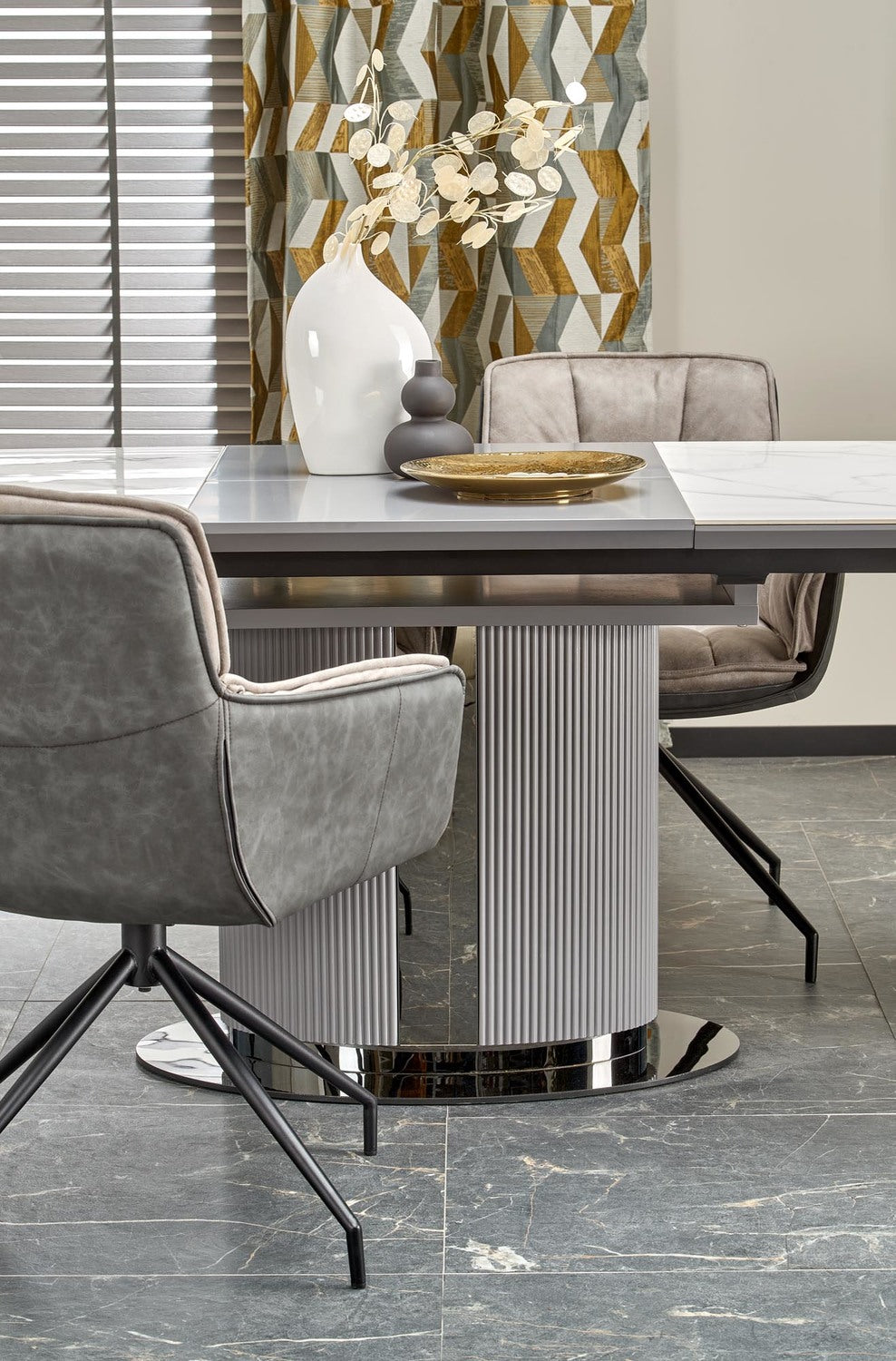 DAN izvēršams galds, baltais marmors / pelēks / gaiši pelēks / melns