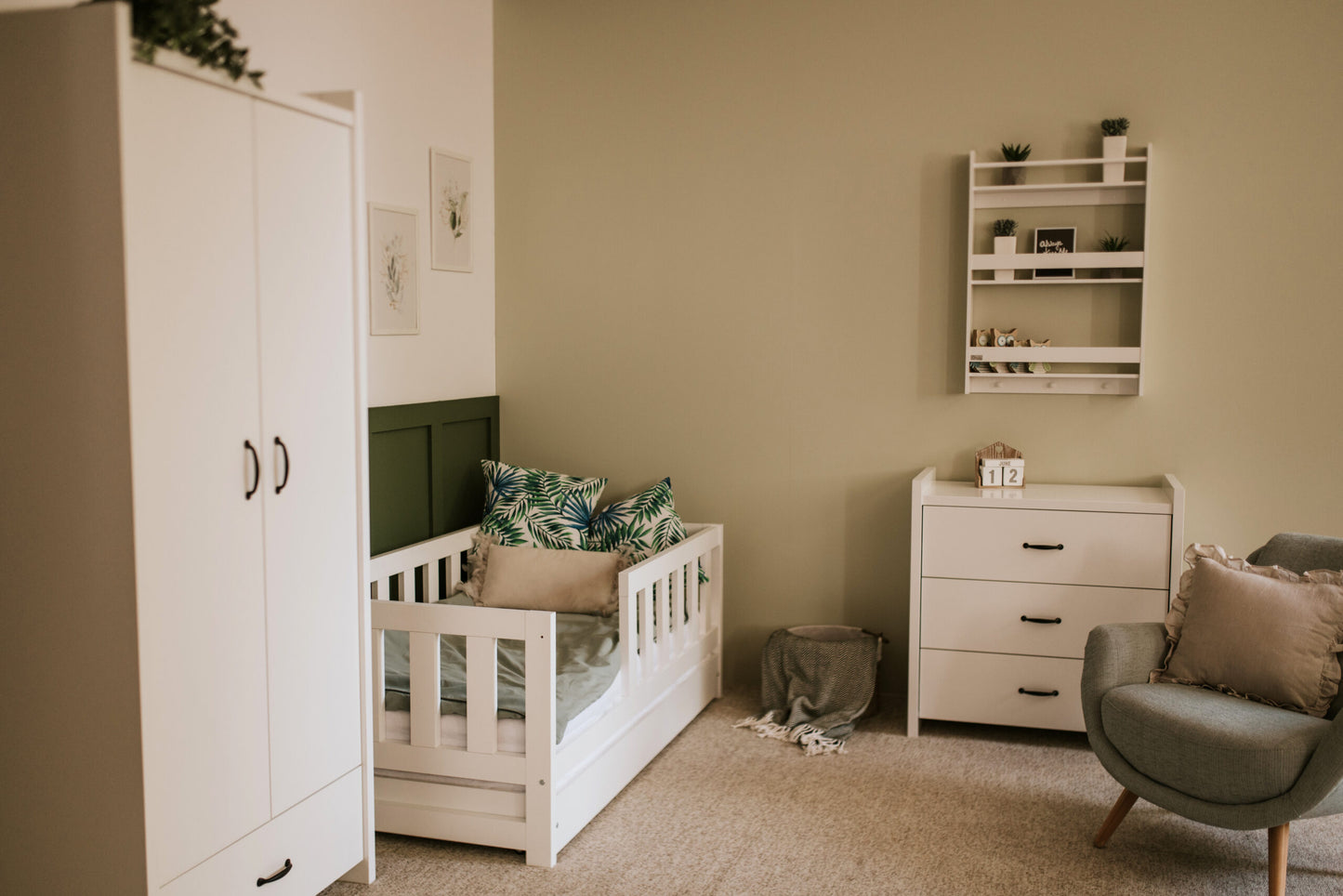 Kumoda BELL 84 /87 /46 cm balts - N1 Home