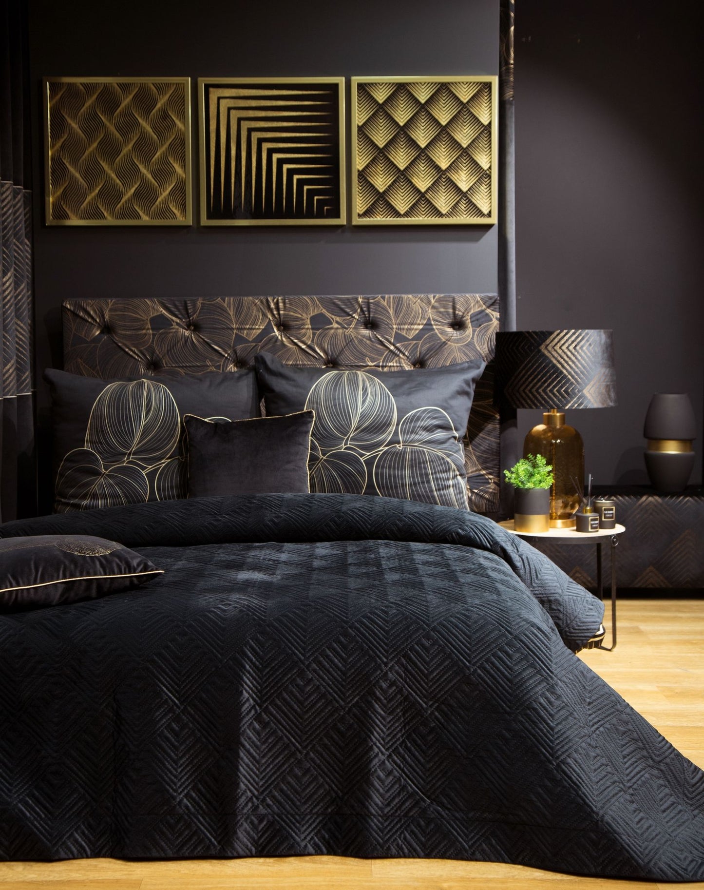 886cd03b805640a081941aed7a2f33bf