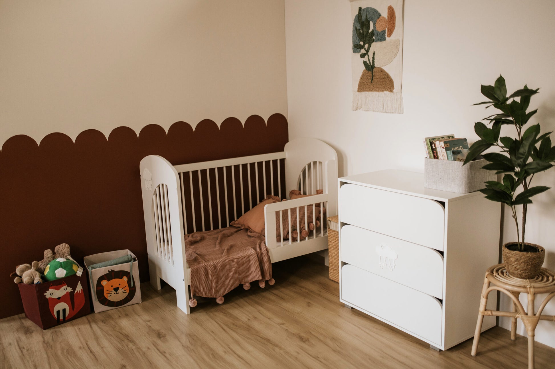 Gulta BAILY B 125 /99 /66 cm balts - N1 Home