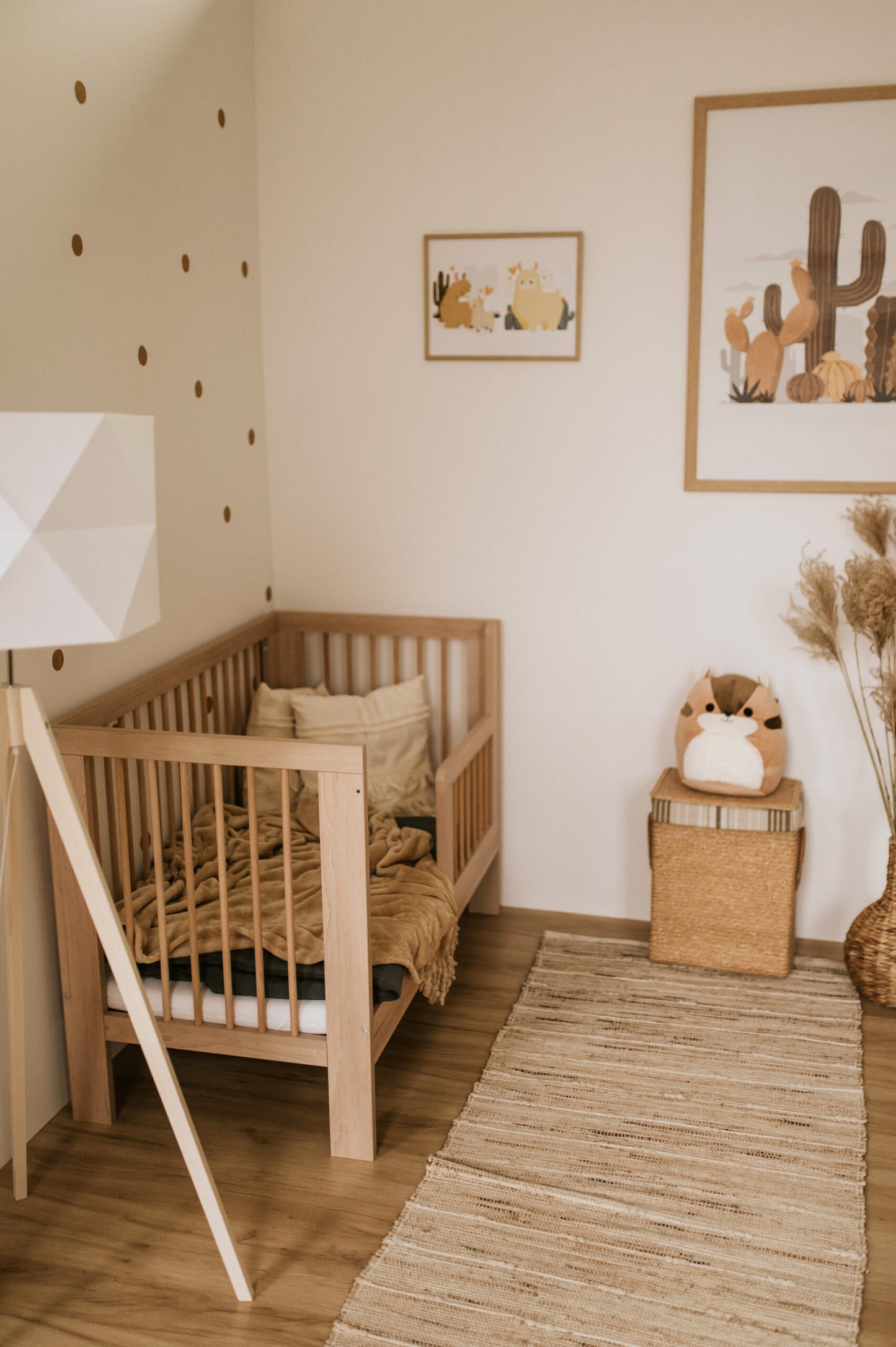 Gulta LIVY 125/86/66 cm dižskābarža - N1 Home