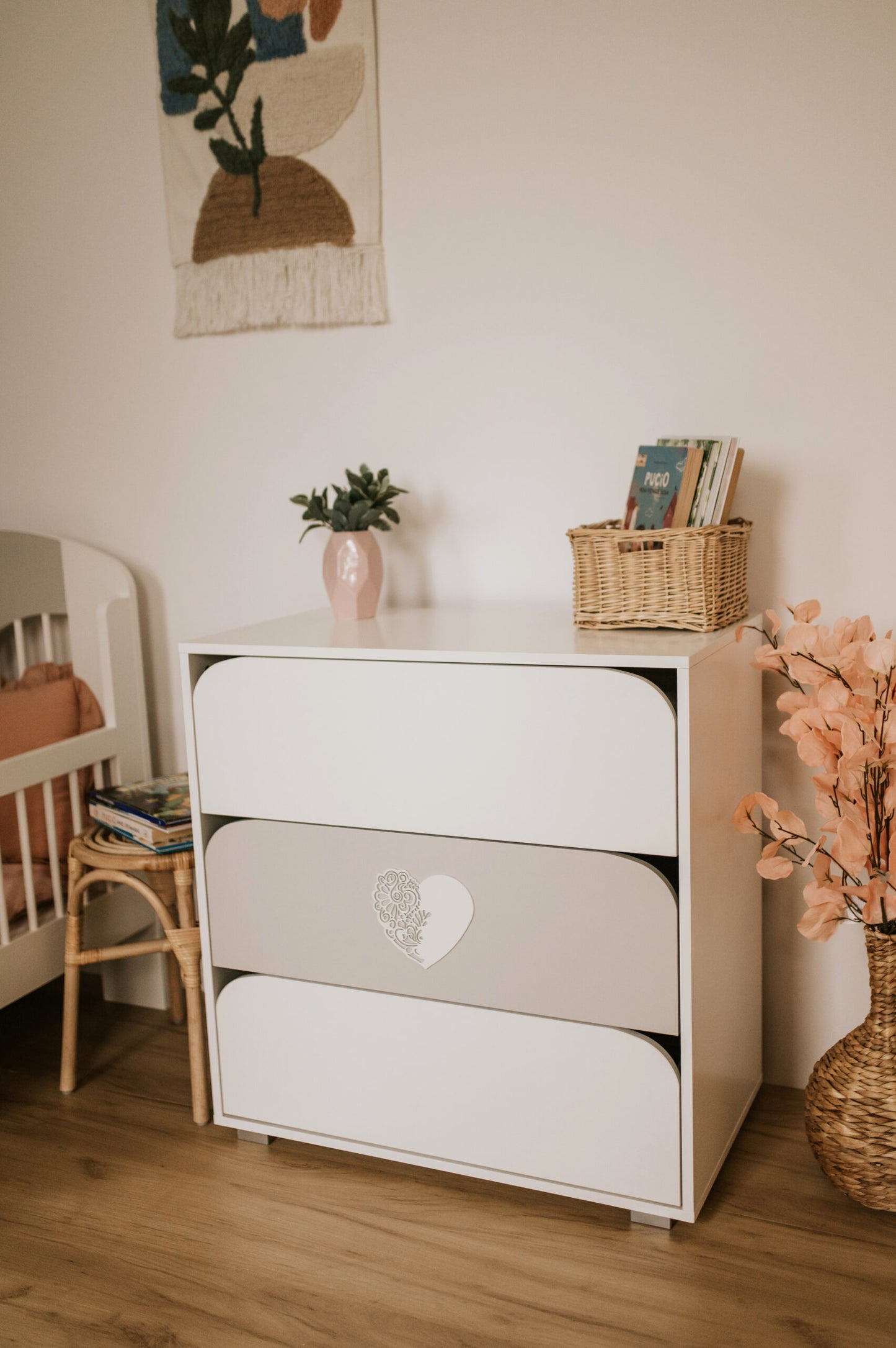 Kumode BAILY 80/ 83 /45 cm balts/pelēks - N1 Home