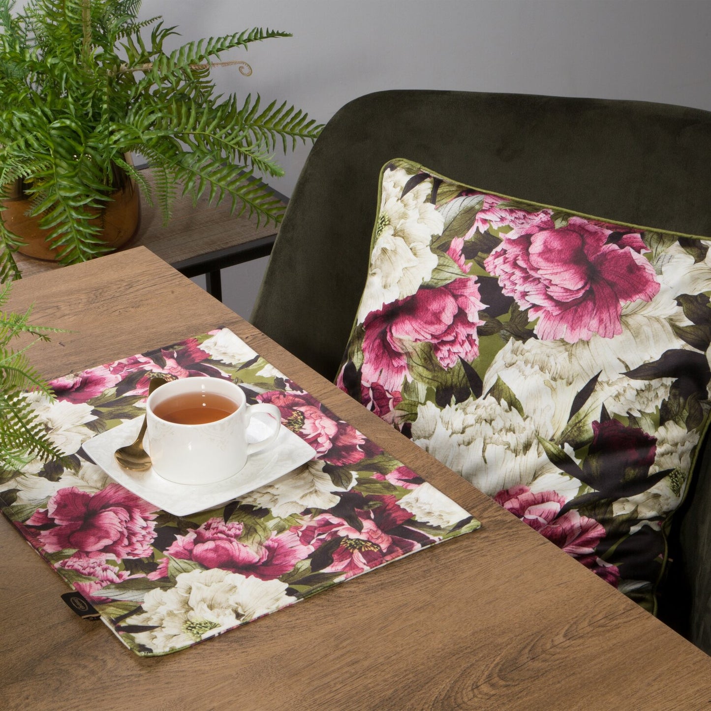 aff39cf2c425f6b6732050722a7df528