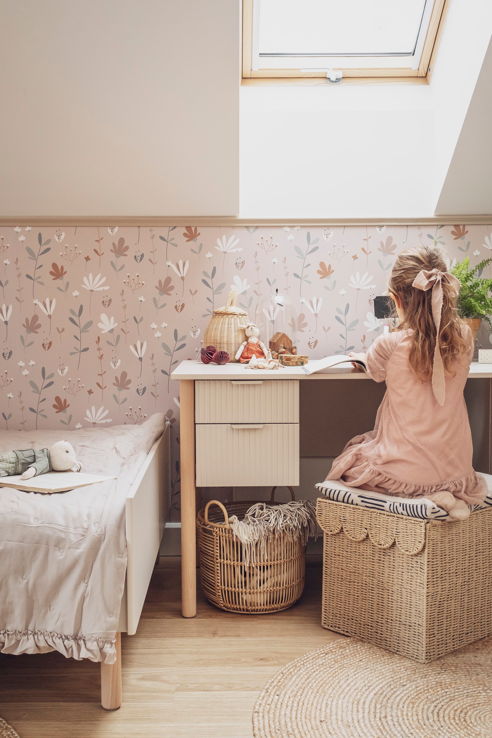 Rakstāmgalds FOXY 62/125/75 cm balts - N1 Home