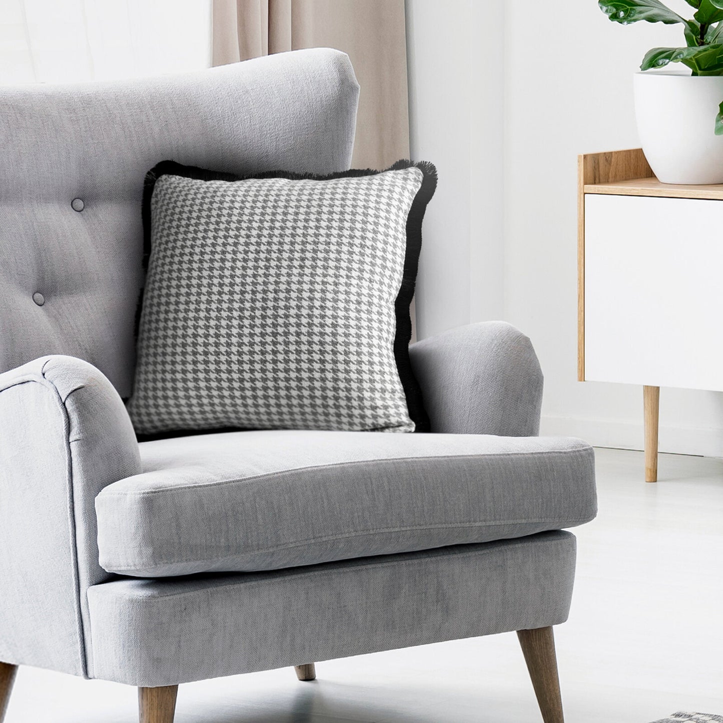 d2c241d8bf0156b53f159ebb66a36934