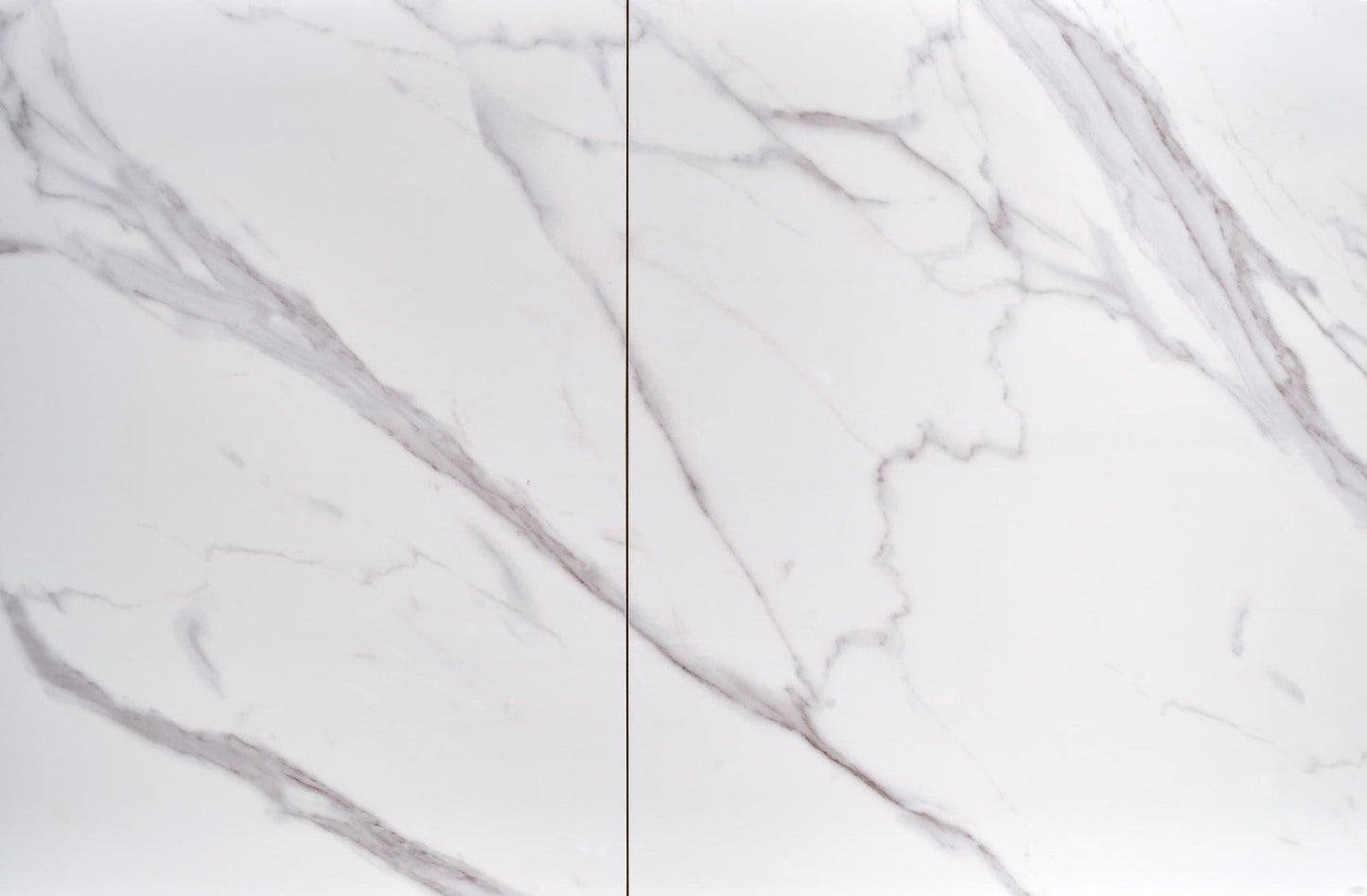 OS izgalāmams galds, baltais marmors / melns