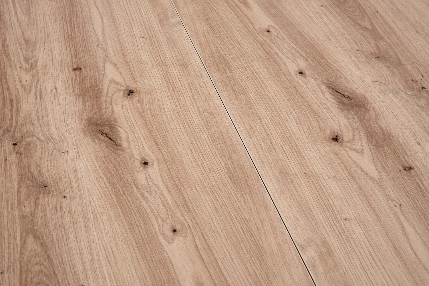 RB galda klāsas krāsa - artisan ozols, kājas - melnas (102-142x102x75 cm)