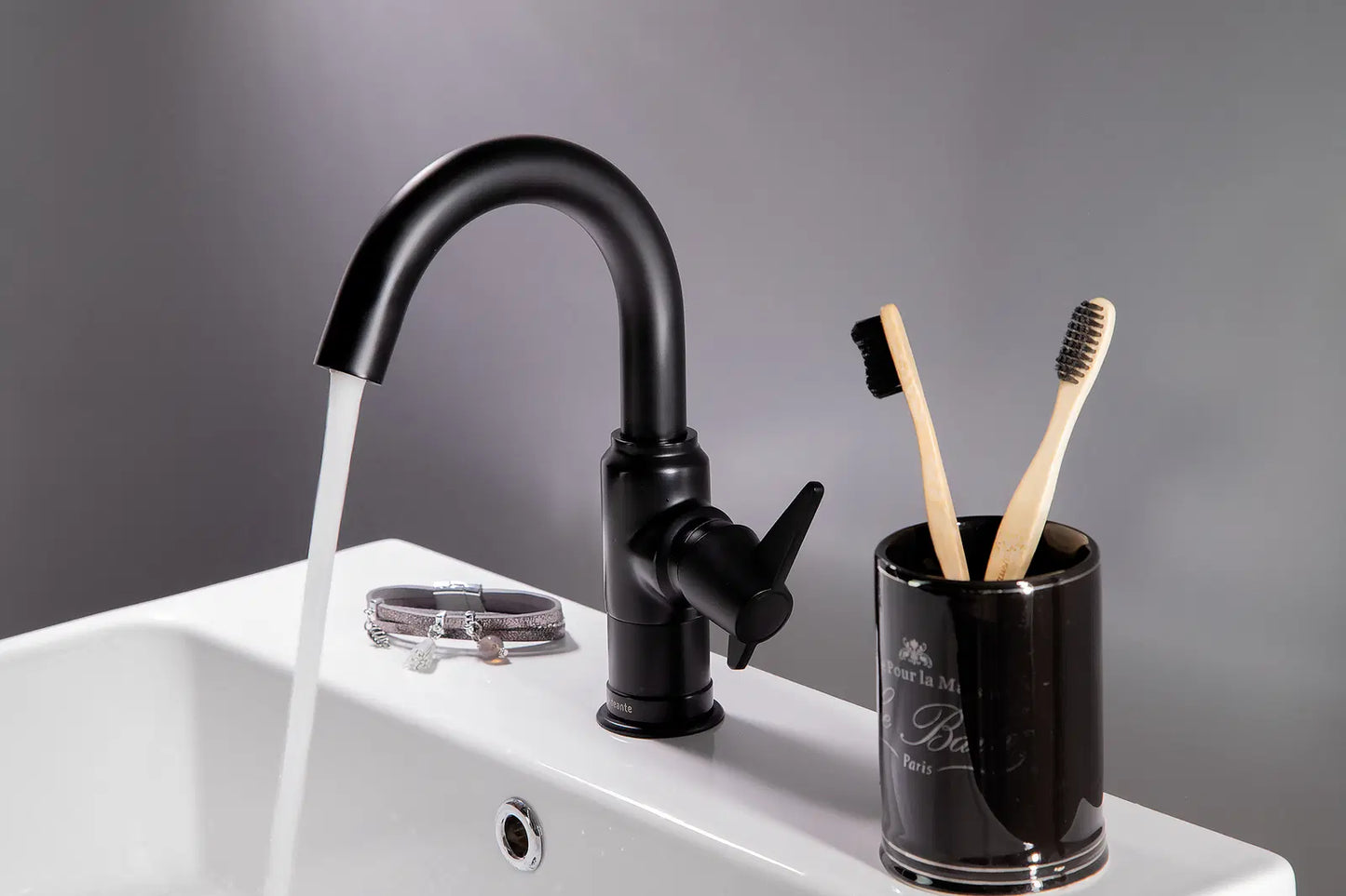 Izlietnes maisītājs Temi, 22 cm, melns - N1 Home