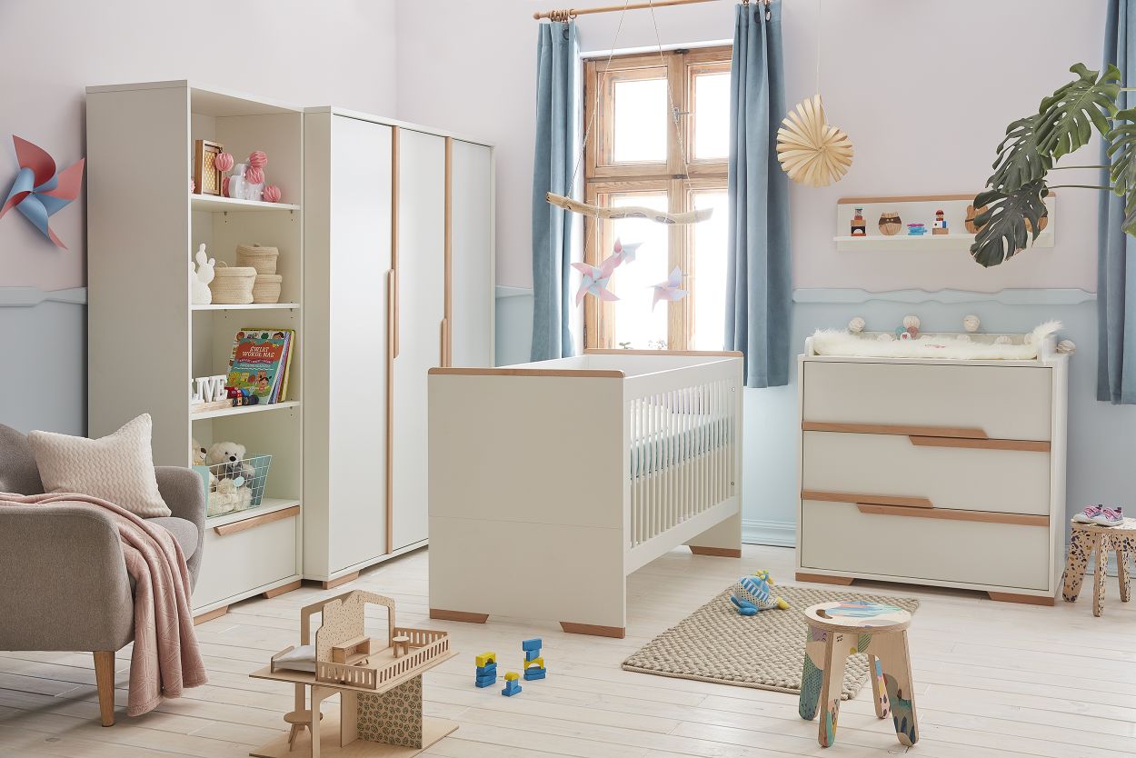 3 durvju skapis SONI 145/56/195 cm balts - N1 Home