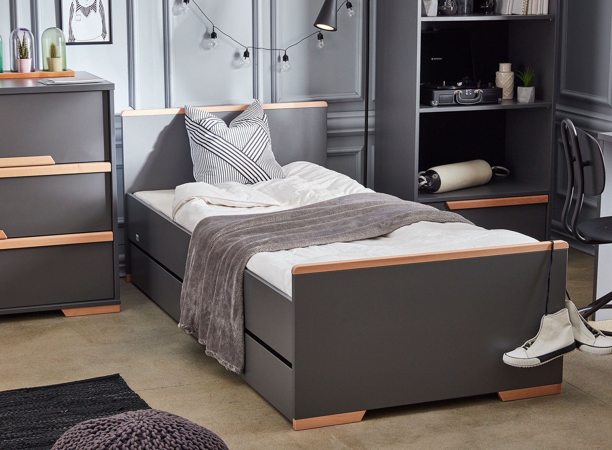 Gulta SONI 200x90 cm pelēks - N1 Home