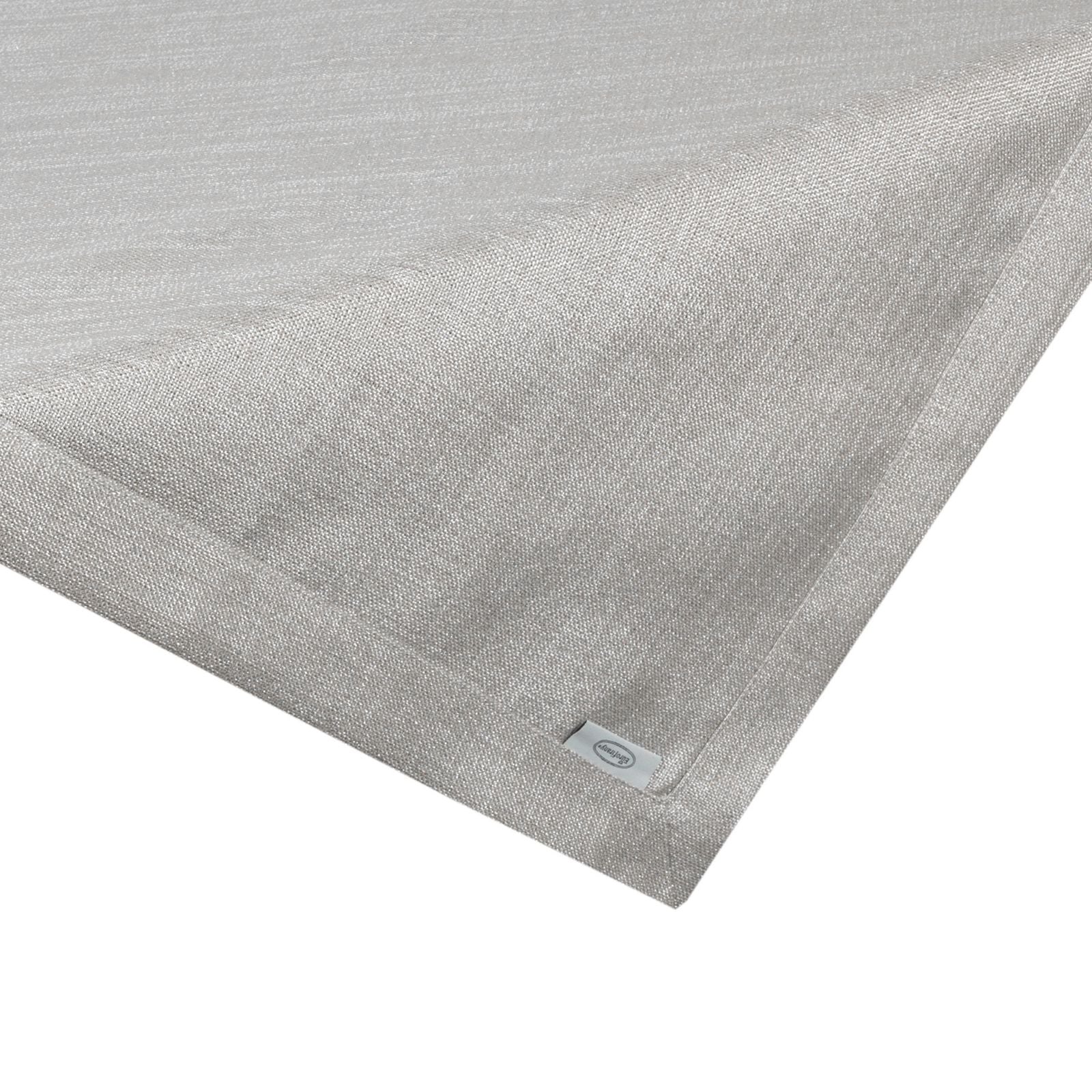 250c67e586bff39b5feceaed10f6376f