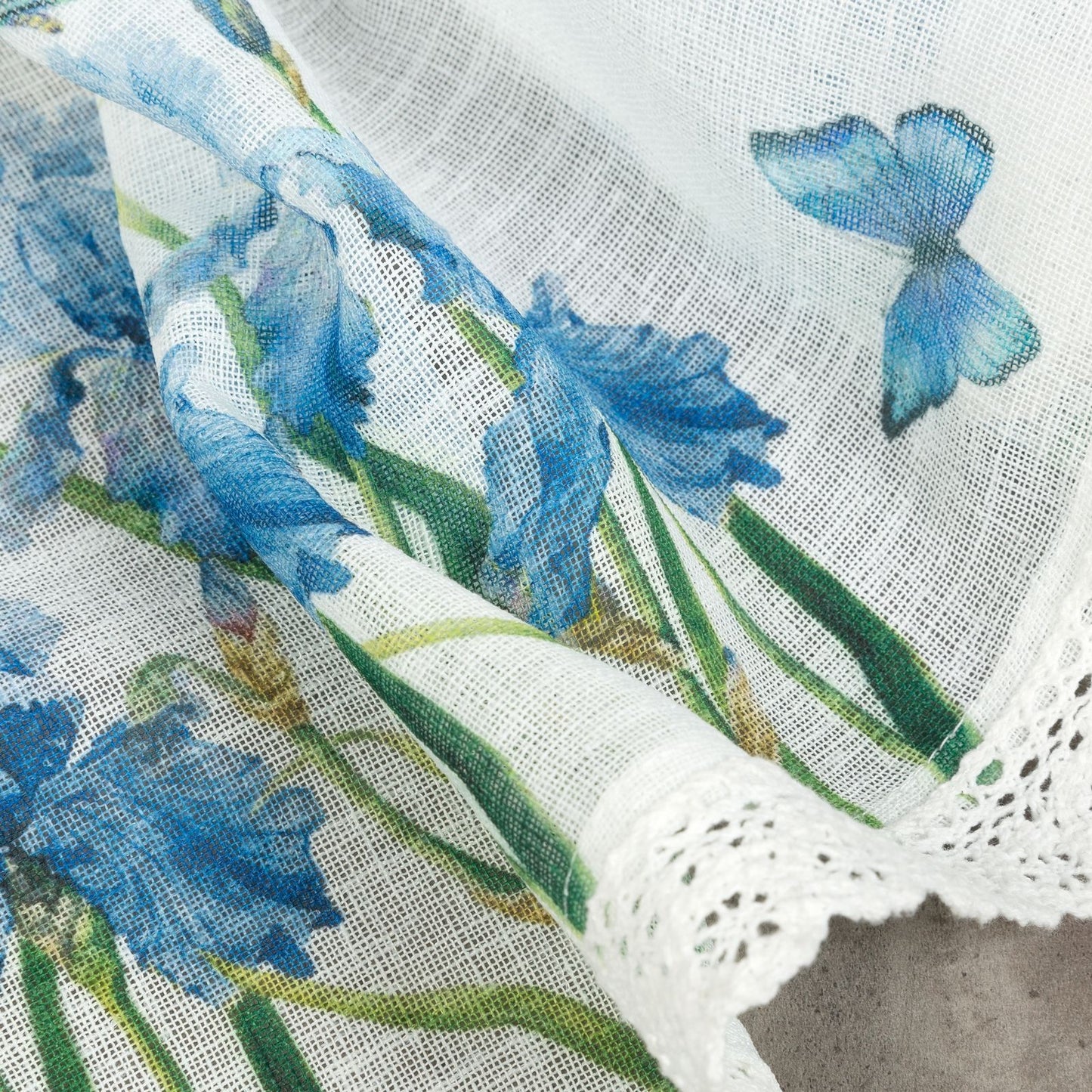 03a5518559dfb843b5040a7dbeecf4ee