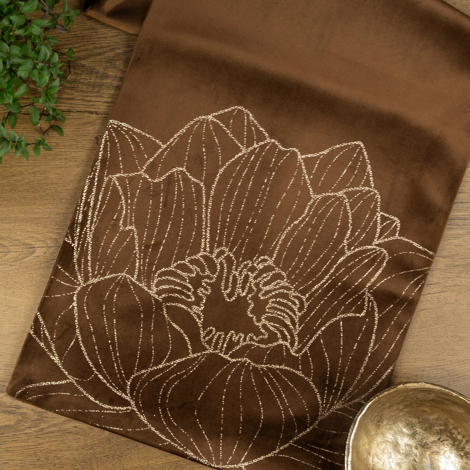 64ff8dde18fa568c80b985eece06ec7d