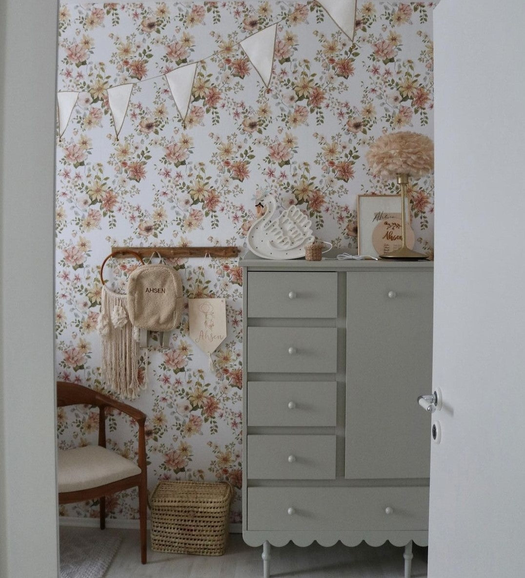 Kumode Bubi 140 x 84 x 50 cm olīves - N1 Home