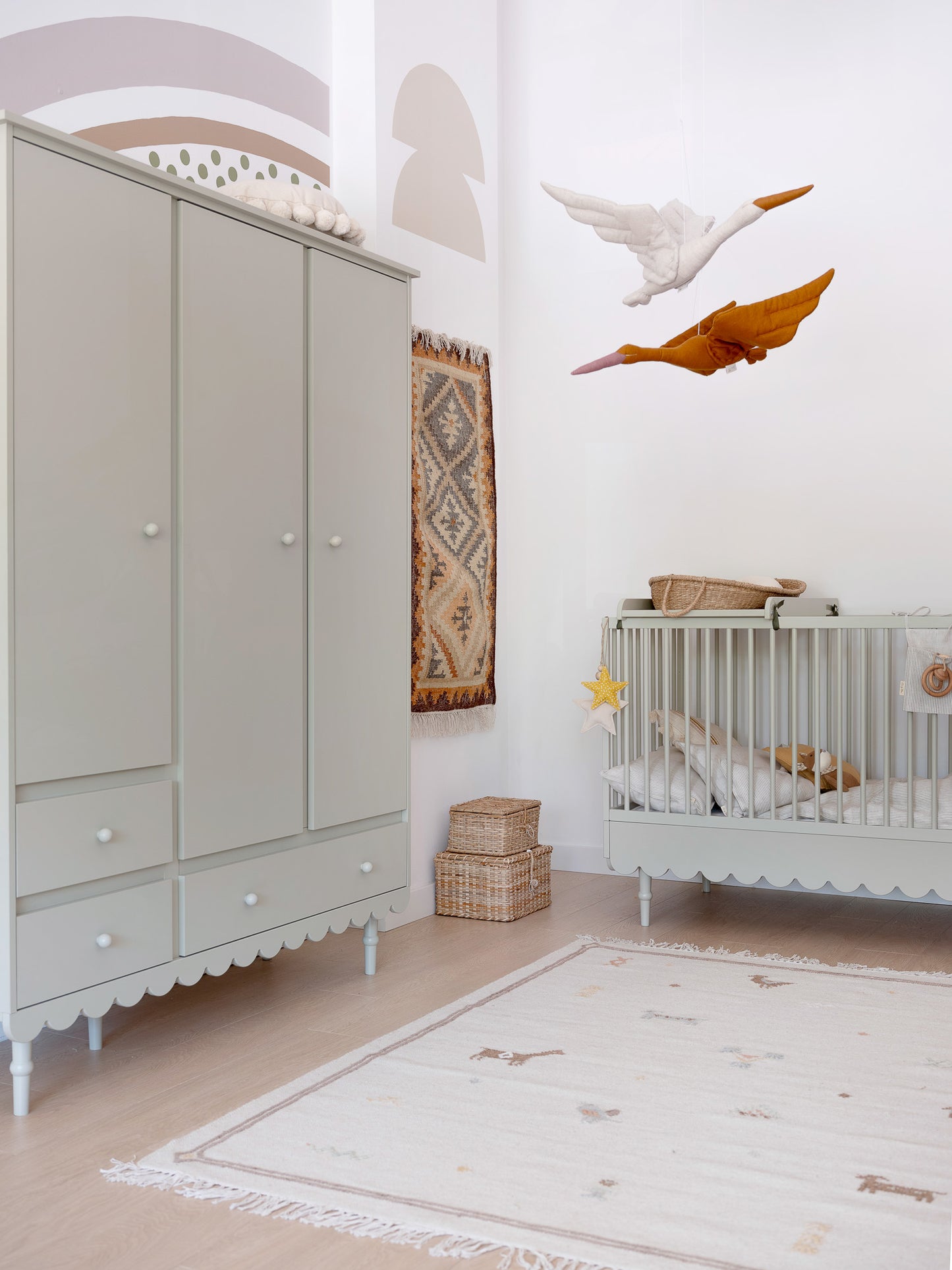 Skapis Bubi 203 x 154 x 50 cm olīves - N1 Home